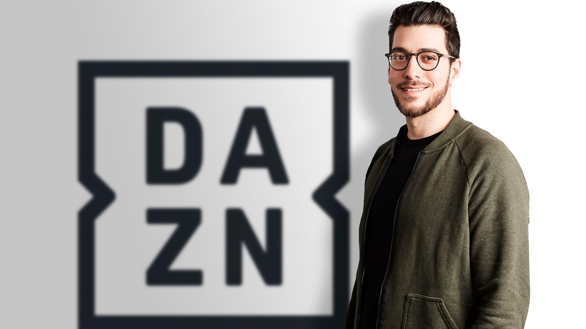„DAZN”-Kommentator Mario Rieker kennt sich mit der Serie A bestens aus.