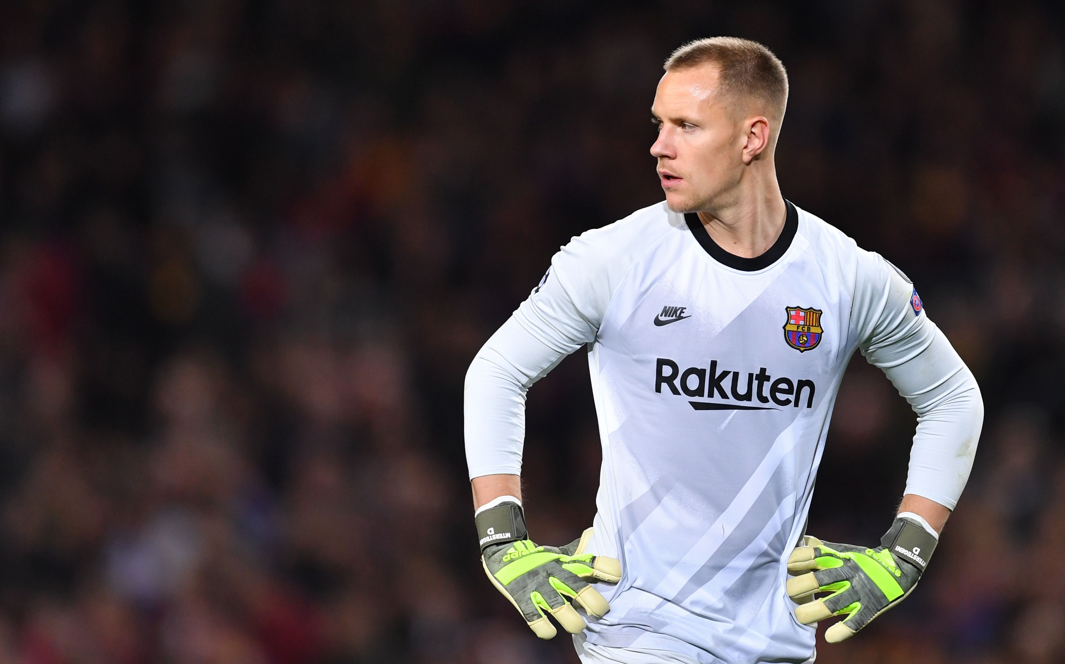 Ex-Fohlen Marc-André ter Stegen steht während eines Spiels gegen den BVB  2019 im Stadion Camp Nou.