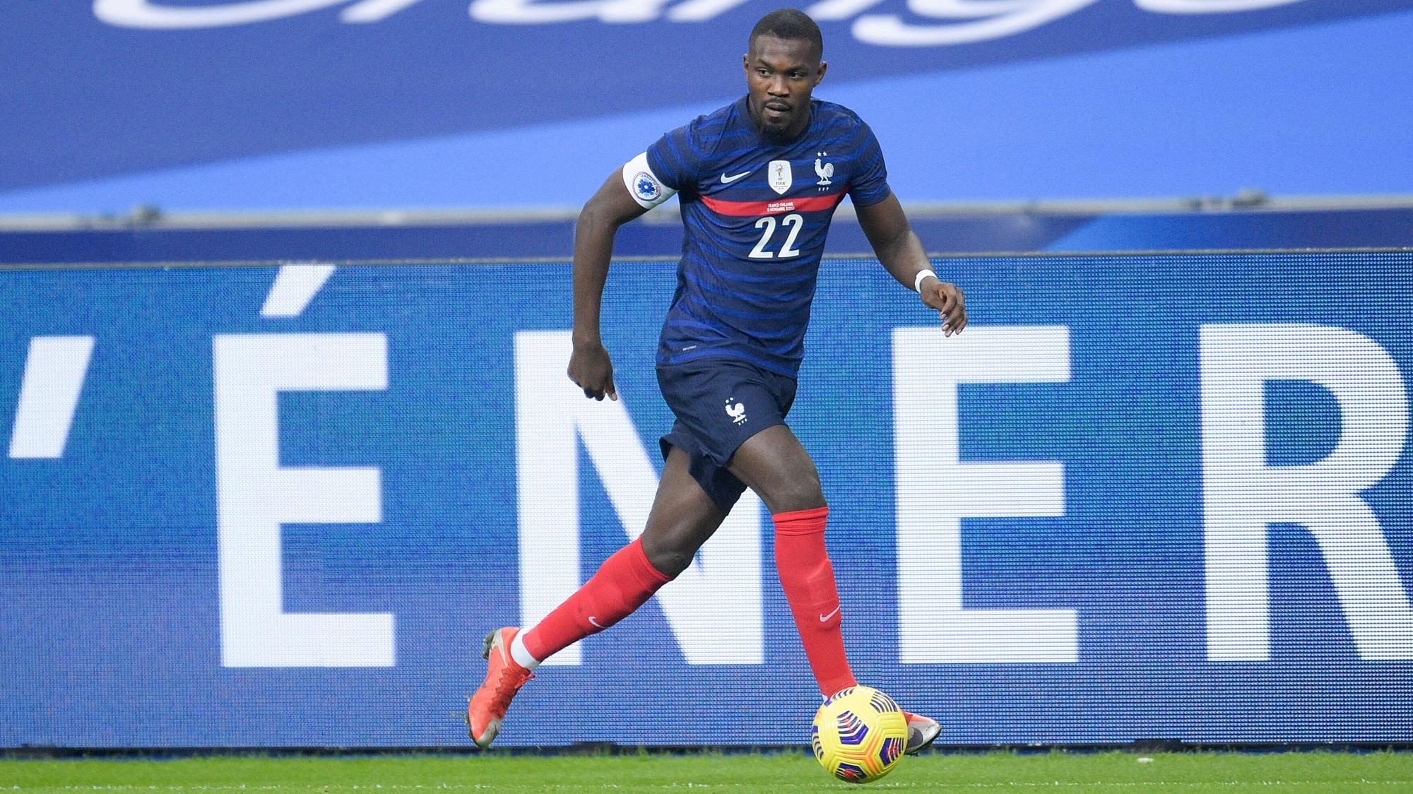 Marcus Thuram im Trikot der Équipe Tricolore“. Der Stürmer von Borussia Mönchengladbach gab am Mittwochabend gegen Finnland in Paris sein Länderspiel-Debüt.