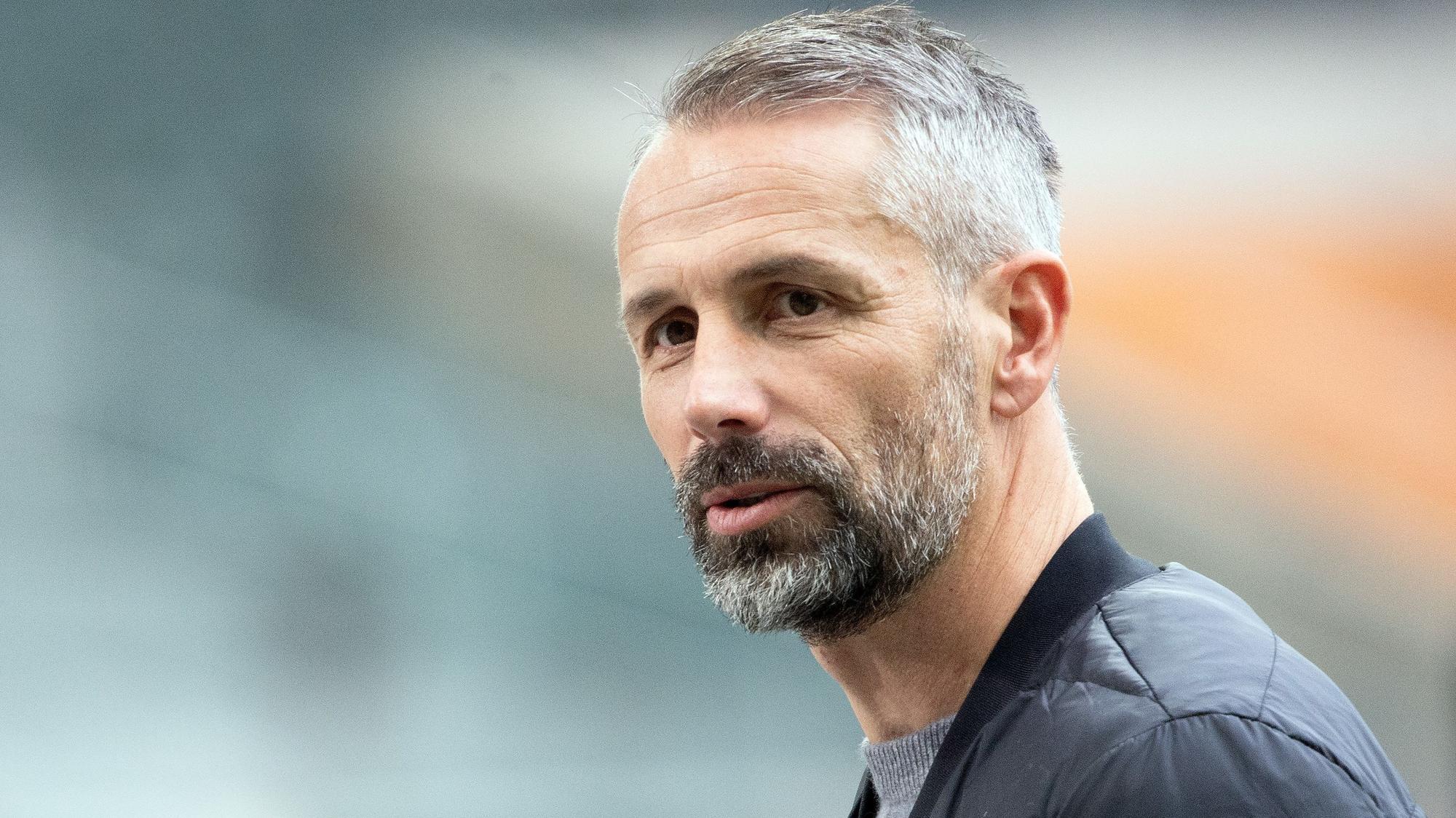 Borussias Trainer Marco Rose, hier an der Seitenlinie vor dem Bundesliga-Spiel gegen den FC Augsburg im Borussia-Park.