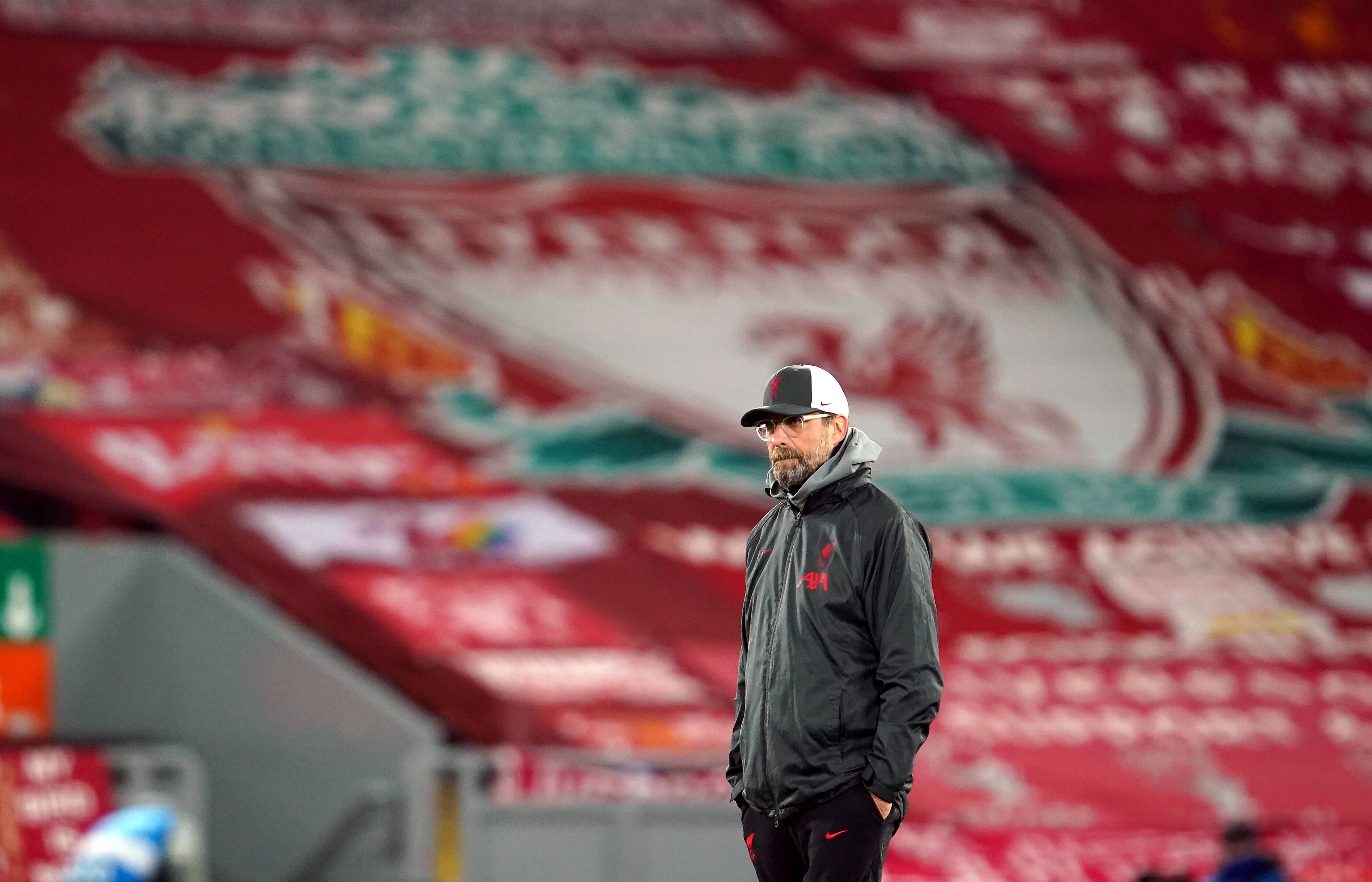Jürgen Klopp, Trainer des FC Liverpool, hier bei einem Spiel Anfang Dezember 2020, könnte mit seinen „Reds“ im Achtelfinale der Champions League auf Borussia Mönchengladbach treffen.