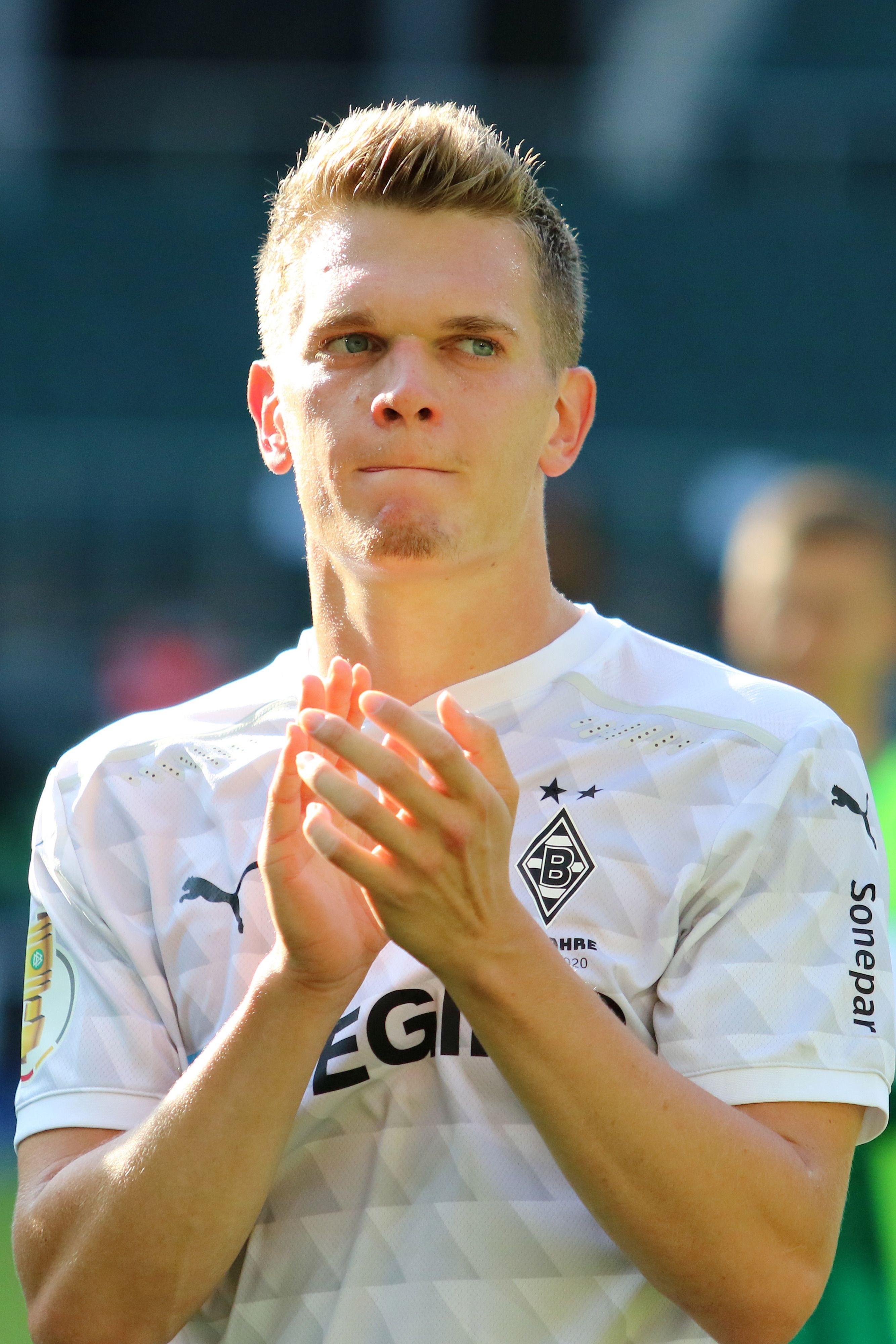 Borussias Innenverteidiger Matthias Ginter schaut konzentriert.