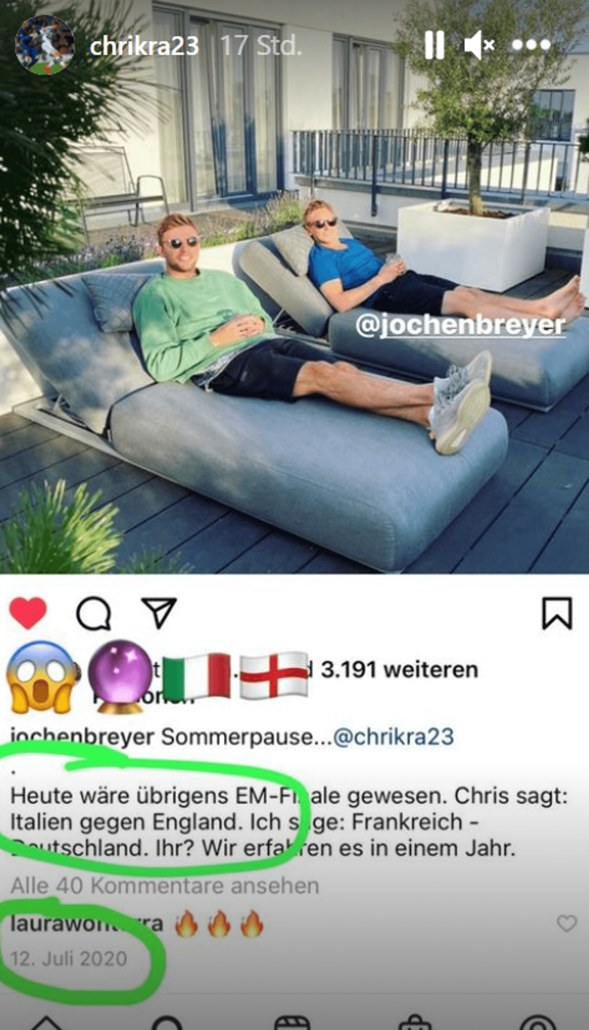 Christoph Kramer und Jochen Breyer liegen auf einer Liege und haben die EM-Finalisten getippt.