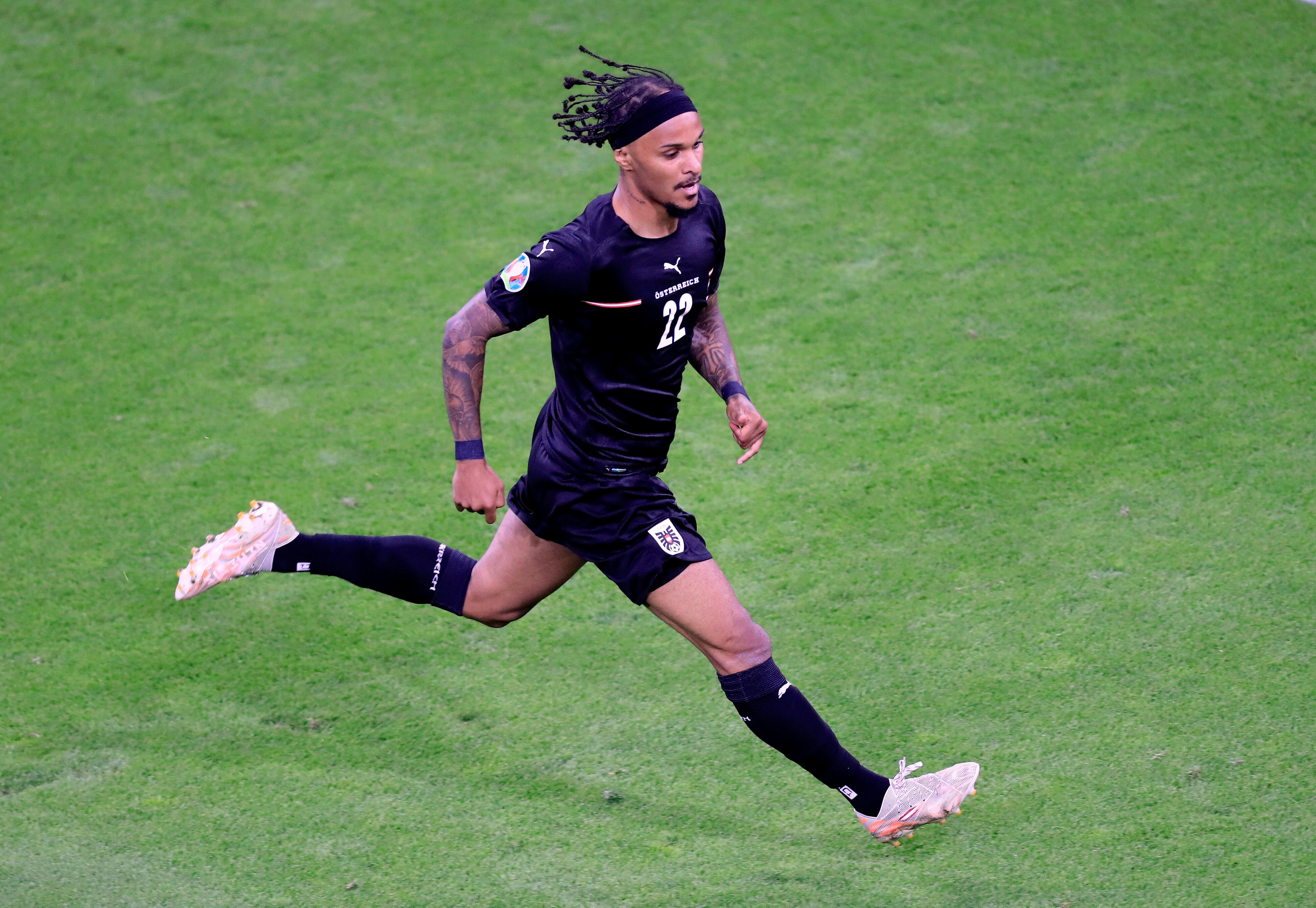 Valentino Lazaro sprintet beim EM-Spiel der Österreicher gegen die Niederlande am 17. Juni 2021 in Amsterdam.
