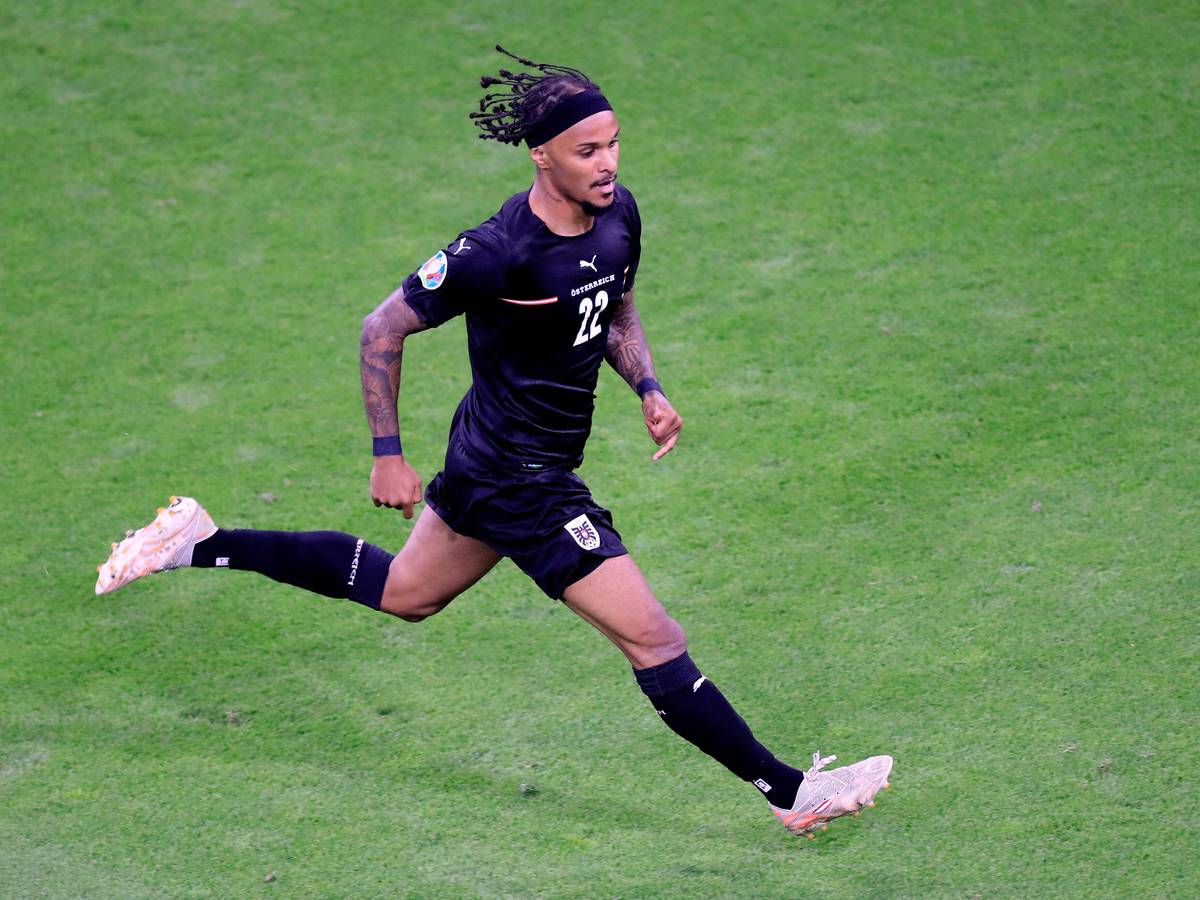 Valentino Lazaro sprintet beim EM-Spiel der Österreicher gegen die Niederlande am 17. Juni 2021 in Amsterdam.
