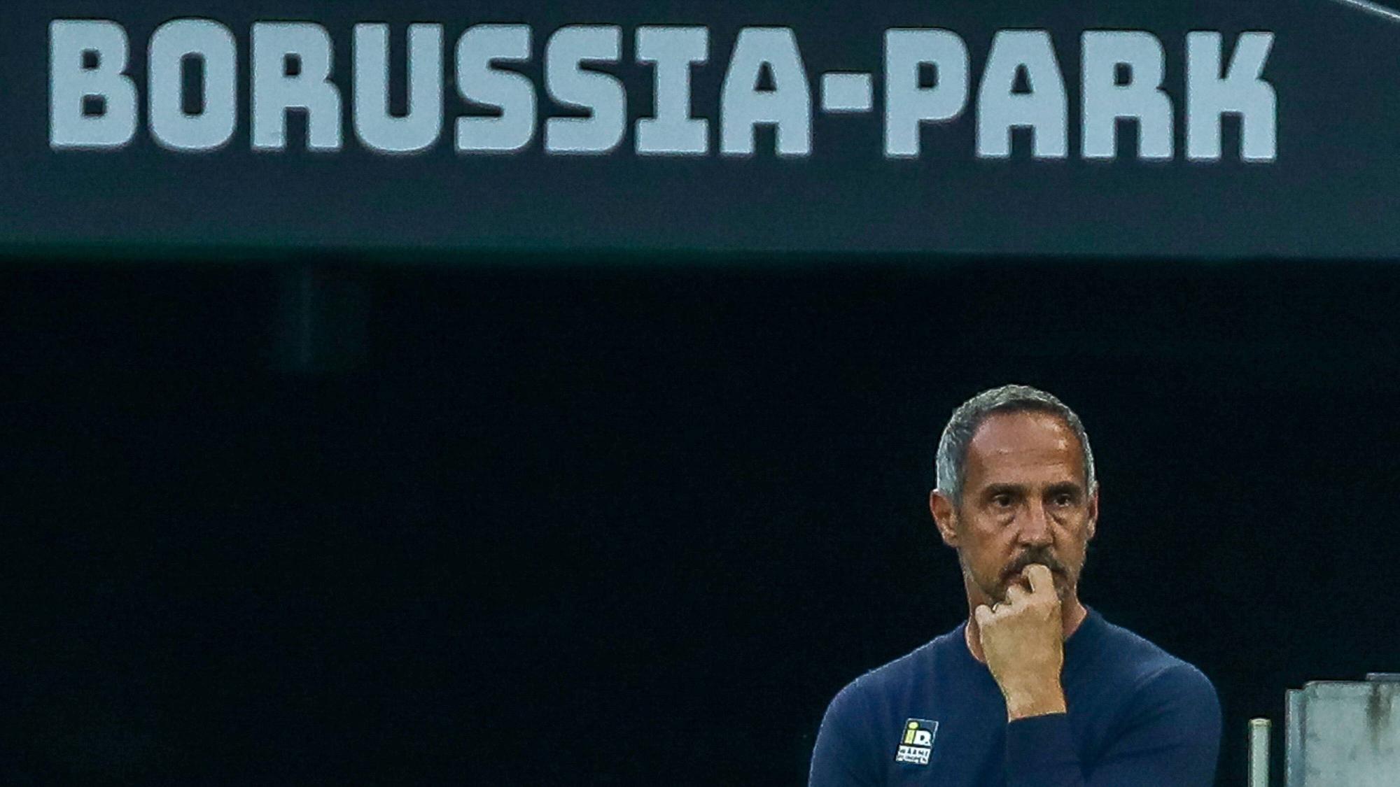 Adi Hütter, Cheftrainer von Borussia Mönchengladbach. Hier ist der Österreicher am 12. September 2021 im Borussia-Park zu sehen.