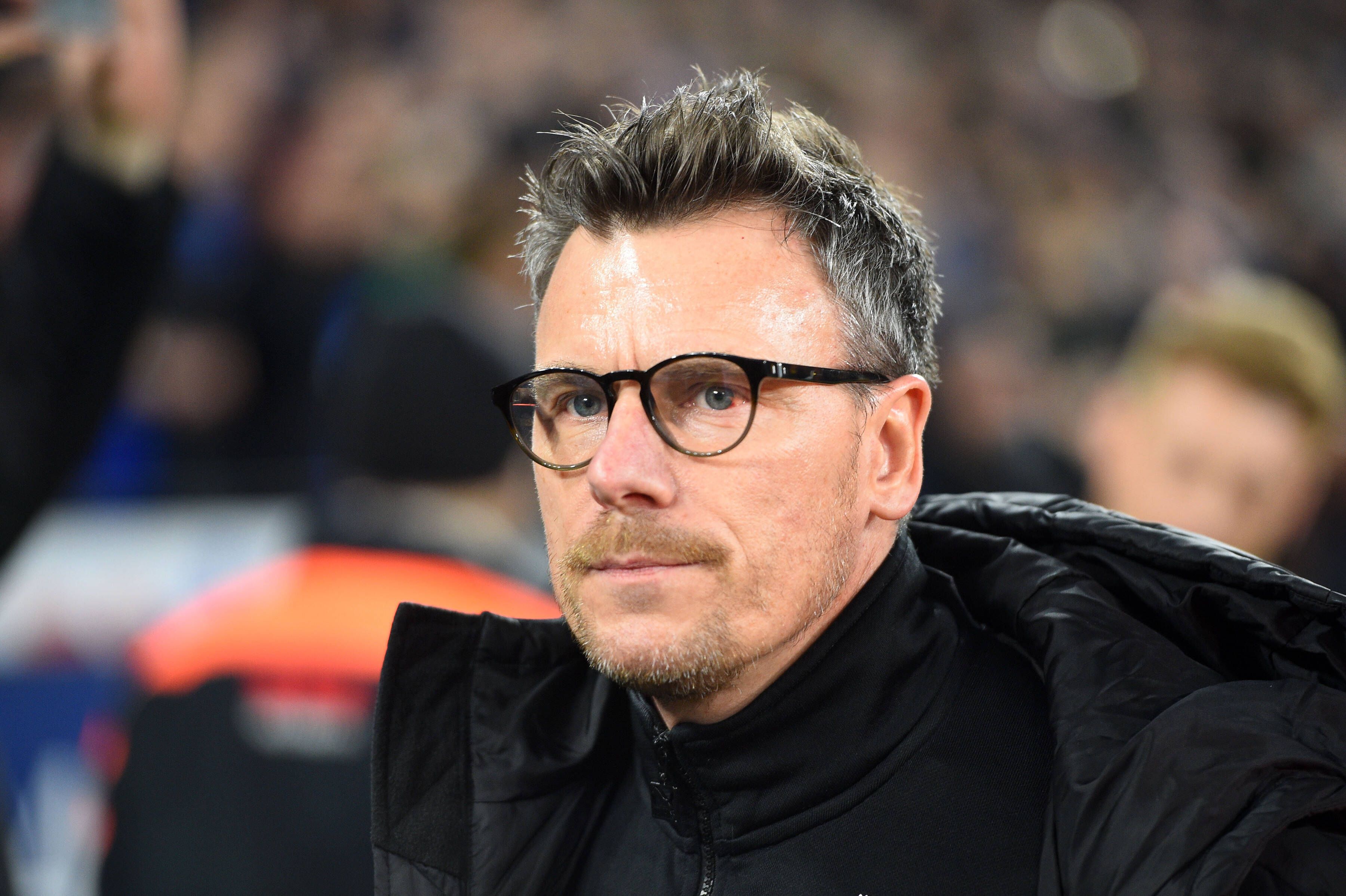 Gladbach-Scout Steffen Korrell verfolgt im Januar 2020 Gladbachs Spiel auf Schalke.