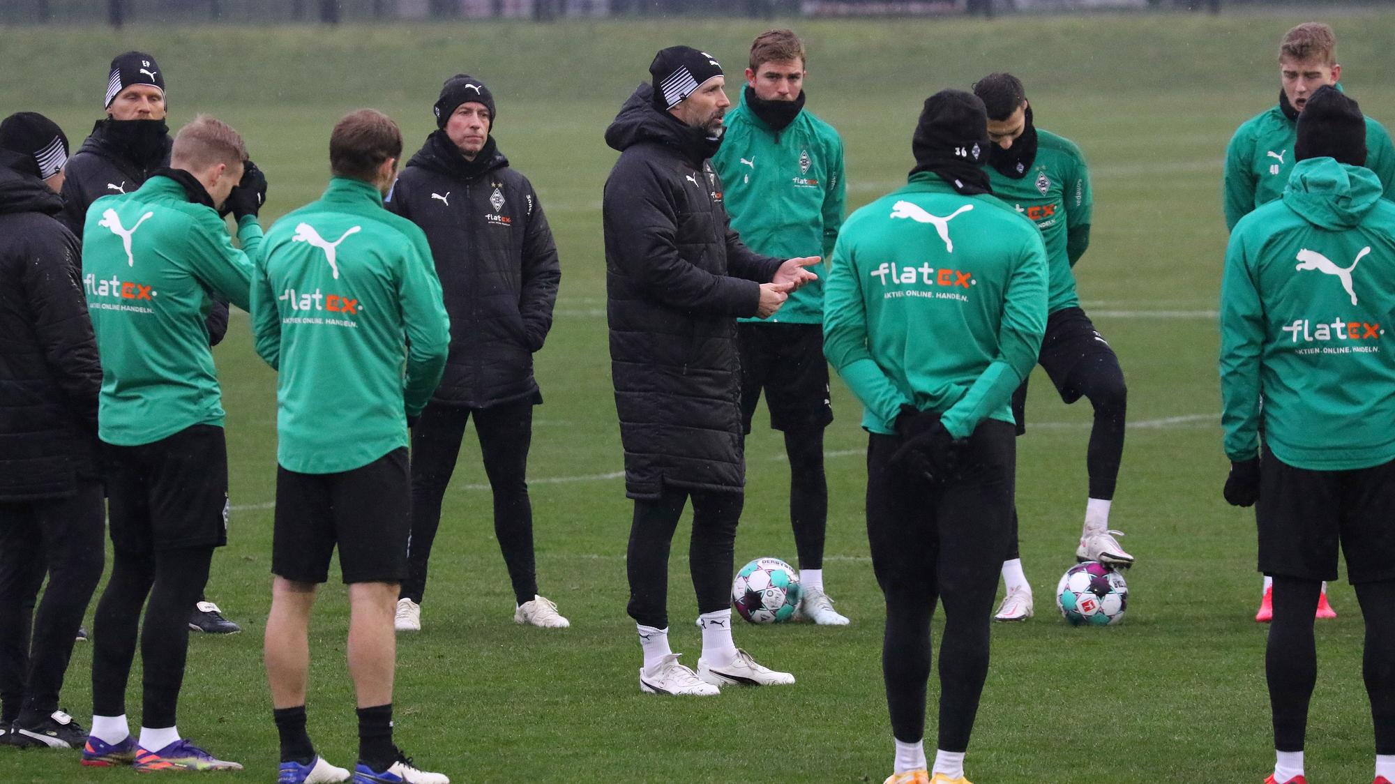 Borussias Spieler, hier beim Training am 5. Januar, bekommen am Montag einen Tag frei.