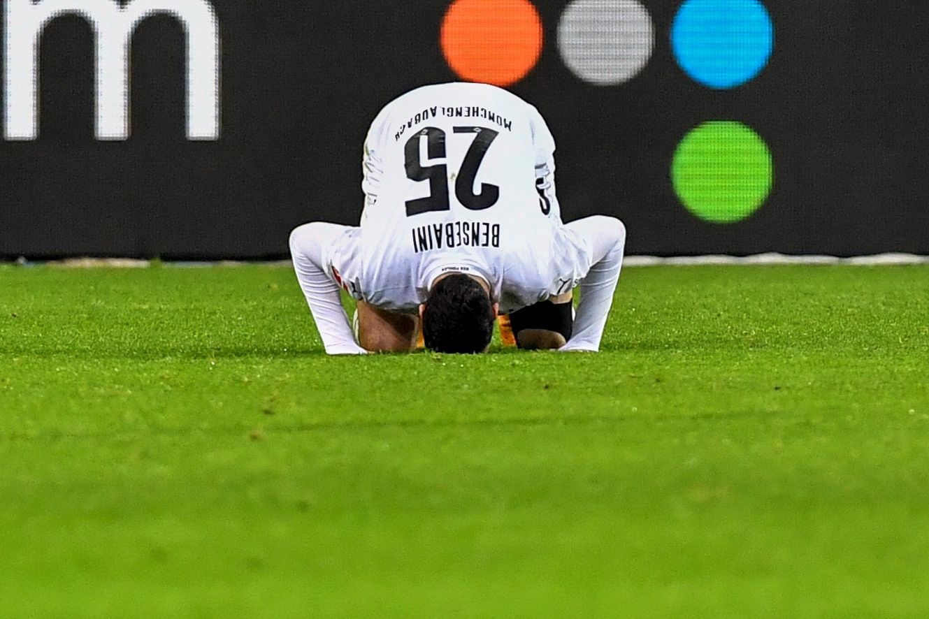 Gladbachs Ramy Bensebaini beim Torjubel zu seinem 3:2-Führungstreffer im Duell mit Borussia Dortmund am 22. Januar 2021 im Borussia-Park.