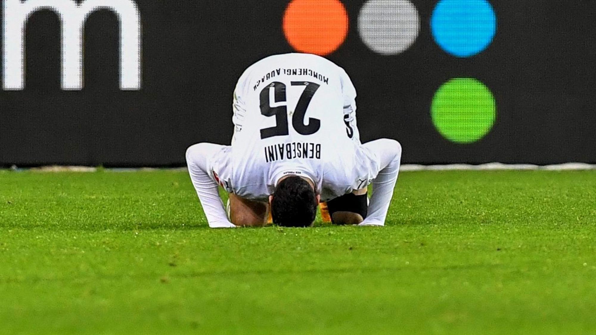 Gladbachs Ramy Bensebaini beim Torjubel zu seinem 3:2-Führungstreffer im Duell mit Borussia Dortmund am 22. Januar 2021 im Borussia-Park.
