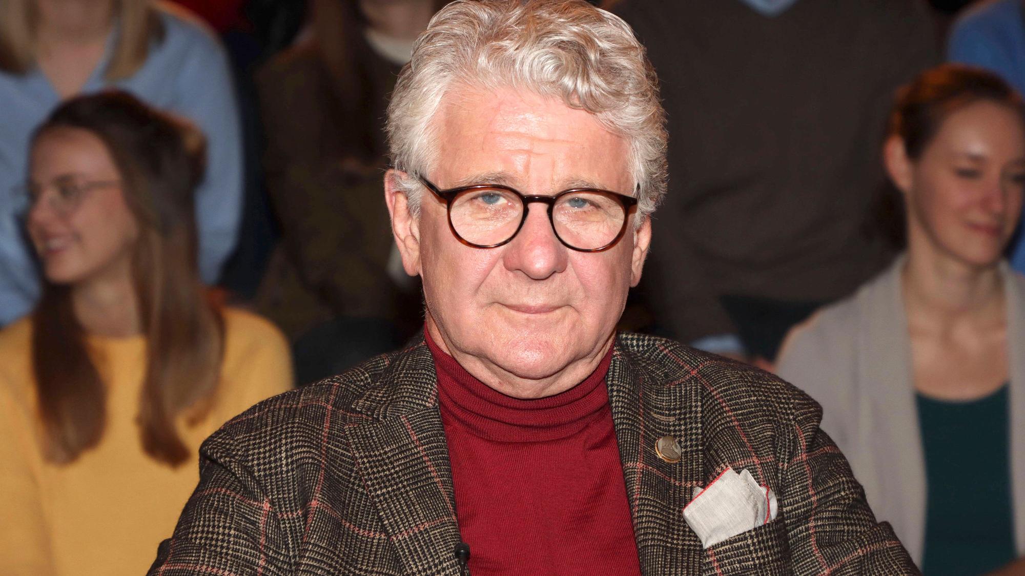 Marcel Reif bei der Aufzeichnung der ZDF-Talkshow Markus Lanz im Fernsehmacher Studio auf dem Phoenixhof in Hamburg am 18.02.2020.