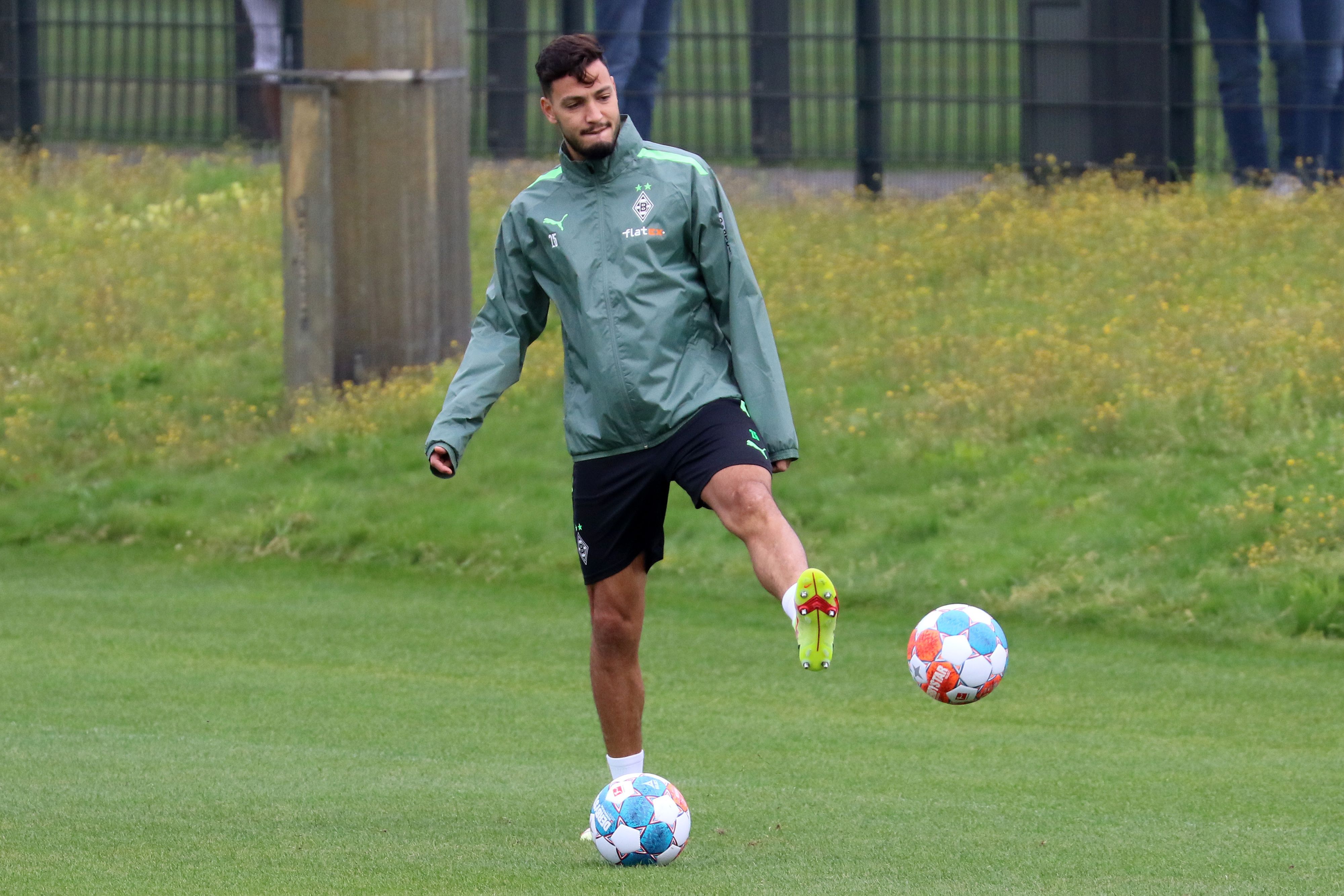 Ramy Bensebaini von Borussia Mönchengladbach im Training am 17. August 2021.
