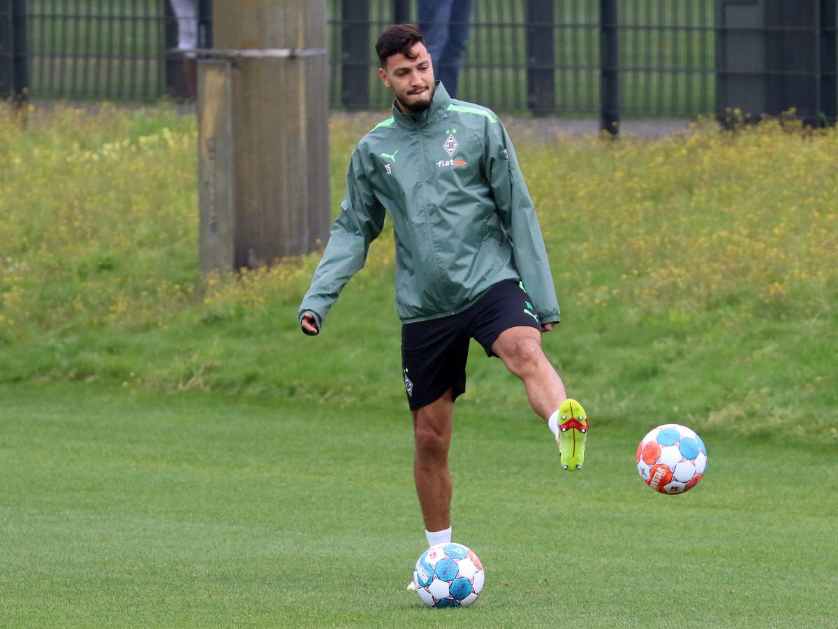 Ramy Bensebaini von Borussia Mönchengladbach im Training am 17. August 2021.