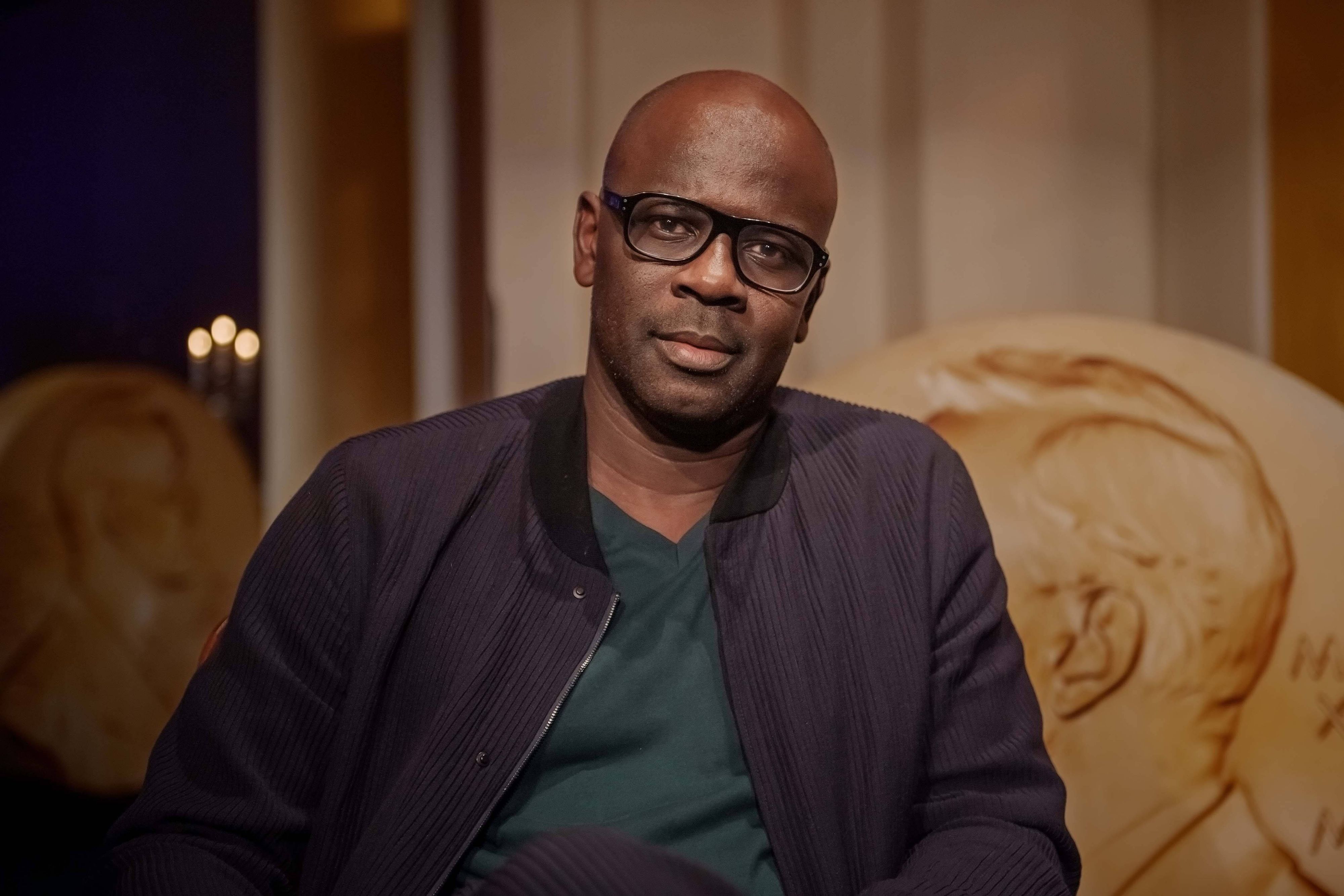 Lilian Thuram am 12. Oktober 2021 im Nobel Museum in Stockholm bei einer Lesung.