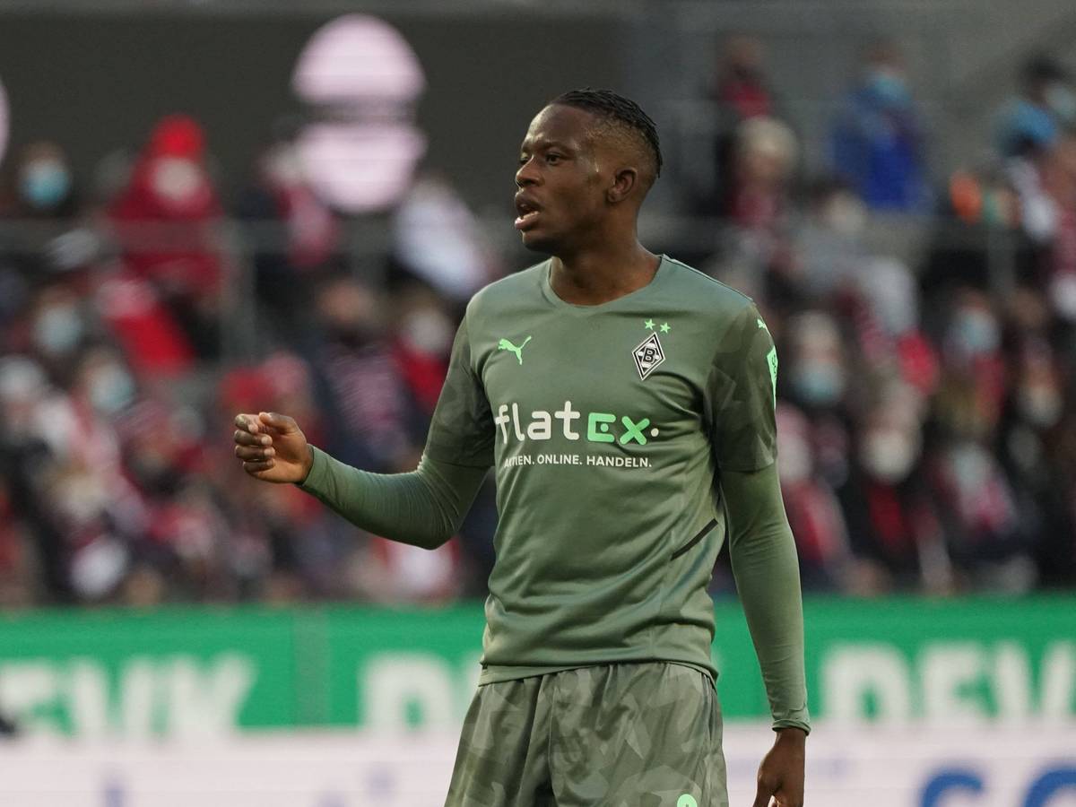 Denis Zakaria von Borussia Mönchengladbach am 27. November 2021 beim Derby in Köln.