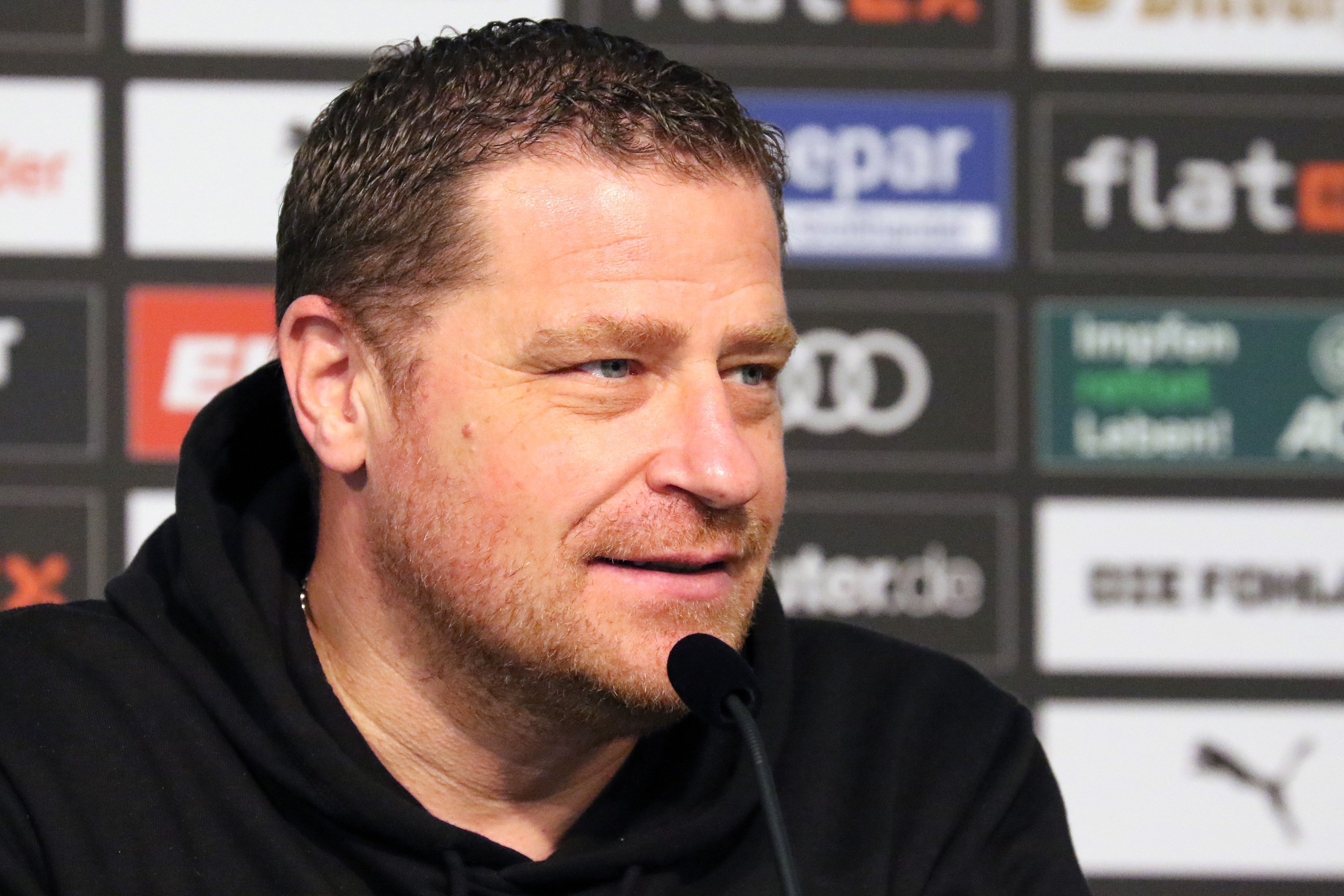 Max Eberl, Manager von Fußball-Bundesligist Borussia Mönchengladbach, bei einer Pressekonferenz im Borussia-Park am 3. Dezember 2021.