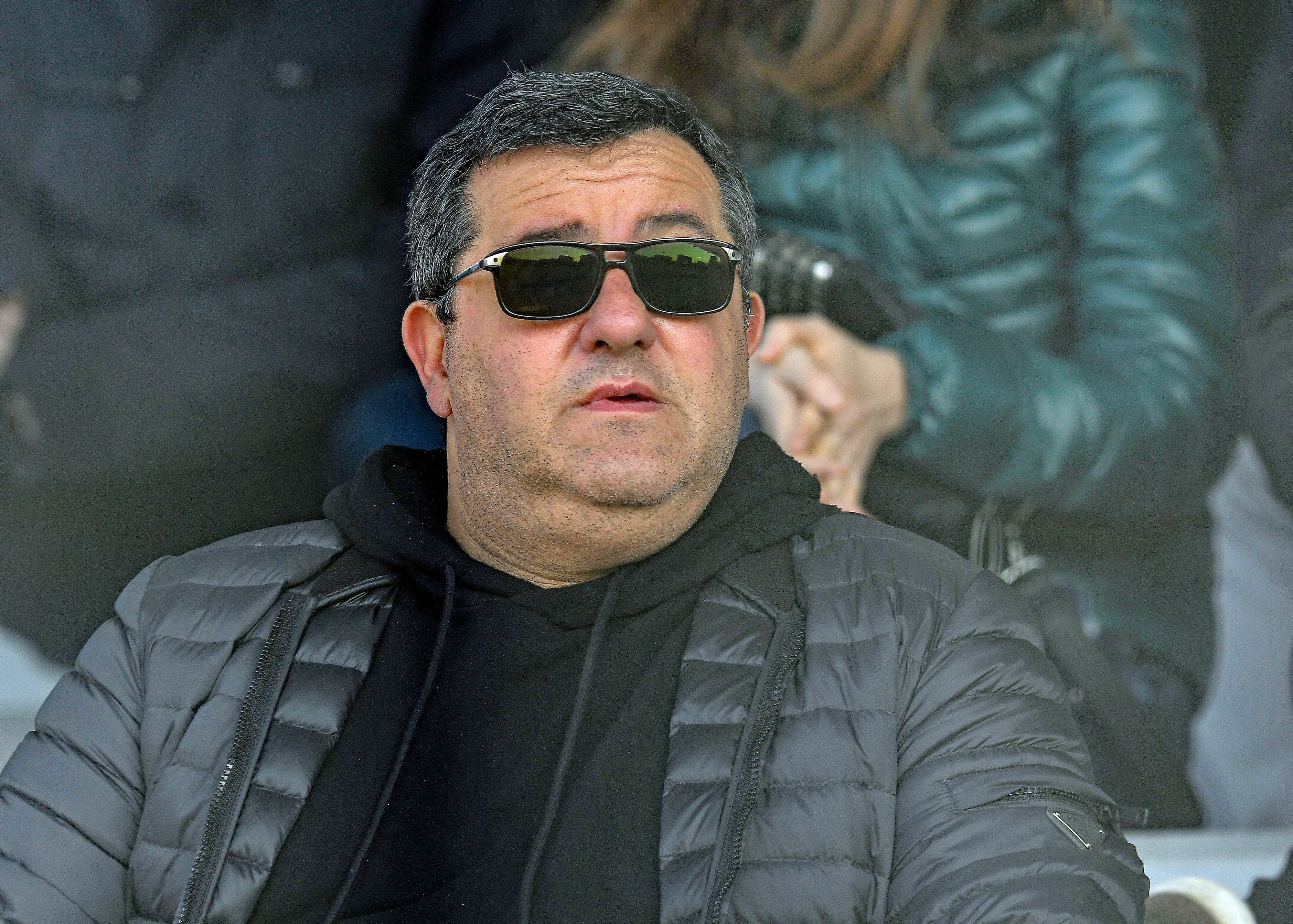 Spielerberater Mino Raiola. Auf diesem Foto ist der 54 Jahre alte Italiener am 1. Juni 2021 zu sehen. Raiola trägt eine Sonnenbrille.