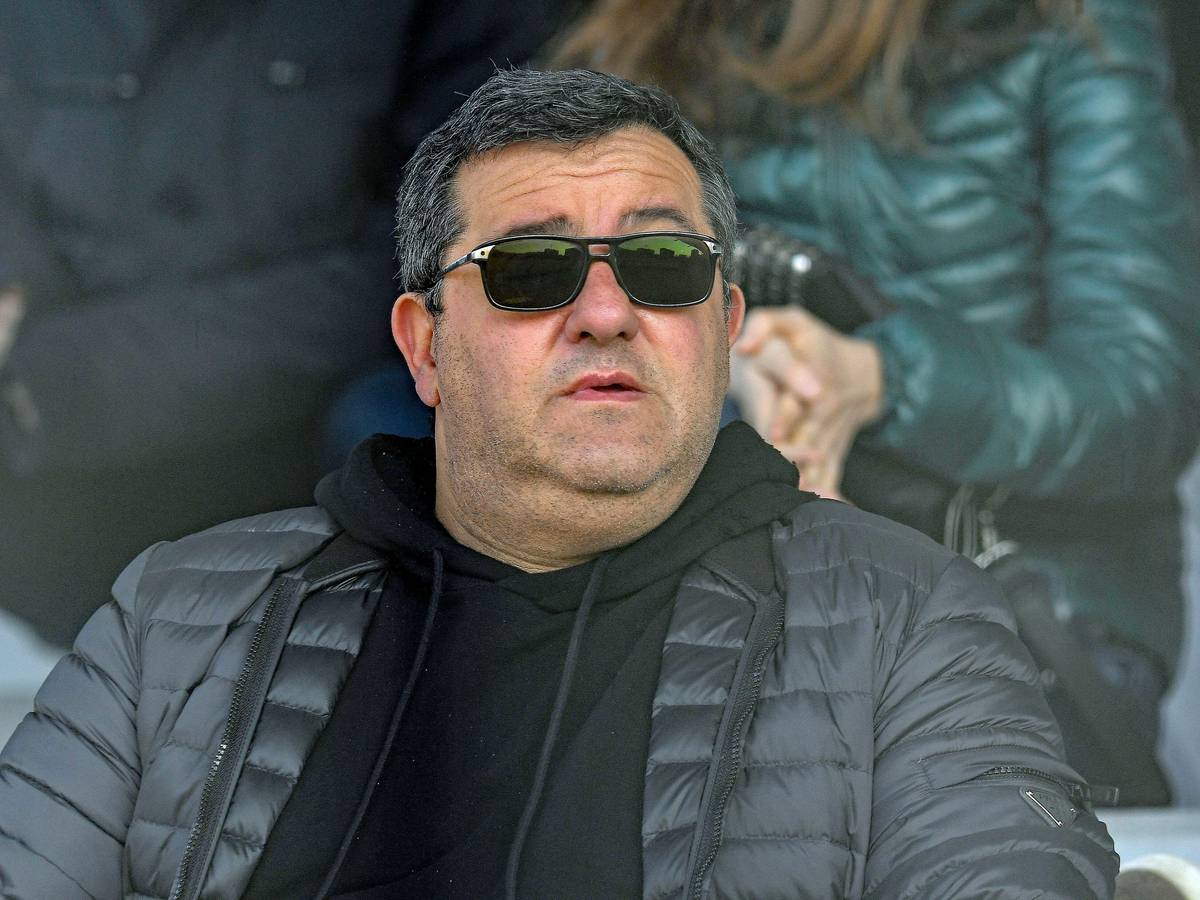 Spielerberater Mino Raiola. Auf diesem Foto ist der 54 Jahre alte Italiener am 1. Juni 2021 zu sehen. Raiola trägt eine Sonnenbrille.