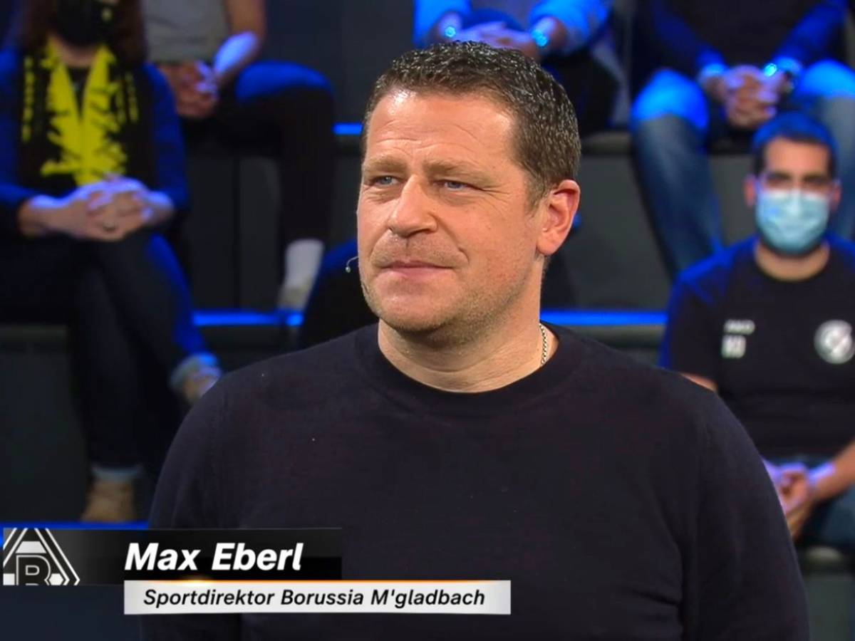 Max Eberl, Manager von Fußball-Bundesligist Borussia Mönchengladbach, hat sich in der „ZDF“-Fernsehsendung „das aktuelle sportstudio“ am Samstag (11. Dezember 2021) zur aktuellen Krisensituation bei der Fohlen-Elf geäußert. Der 48-Jährige blickt in Richtung des Moderators Jochen Breyer.