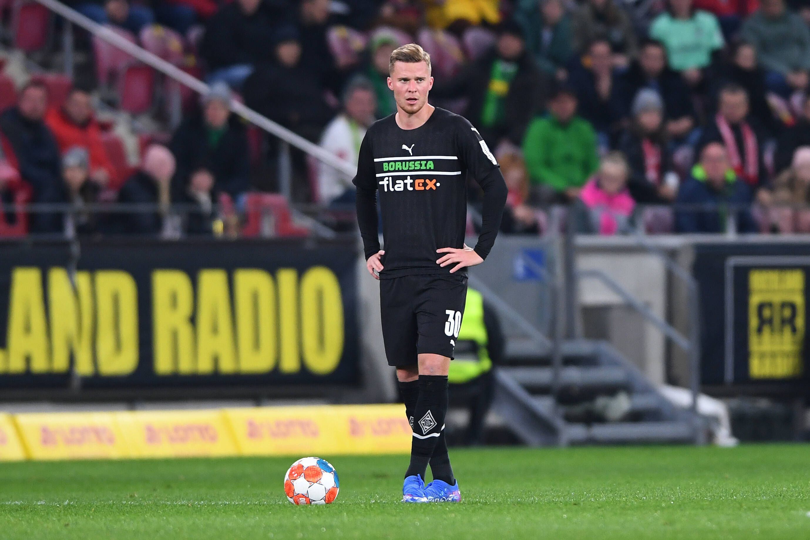Nico Elvedi von Borussia Mönchengladbach, hier beim Spiel beim FSV Mainz 05 am 5. November 2021, verpasst das Bundesliga-Duell gegen Eintracht Frankfurt am Mittwochabend (15. Dezember).