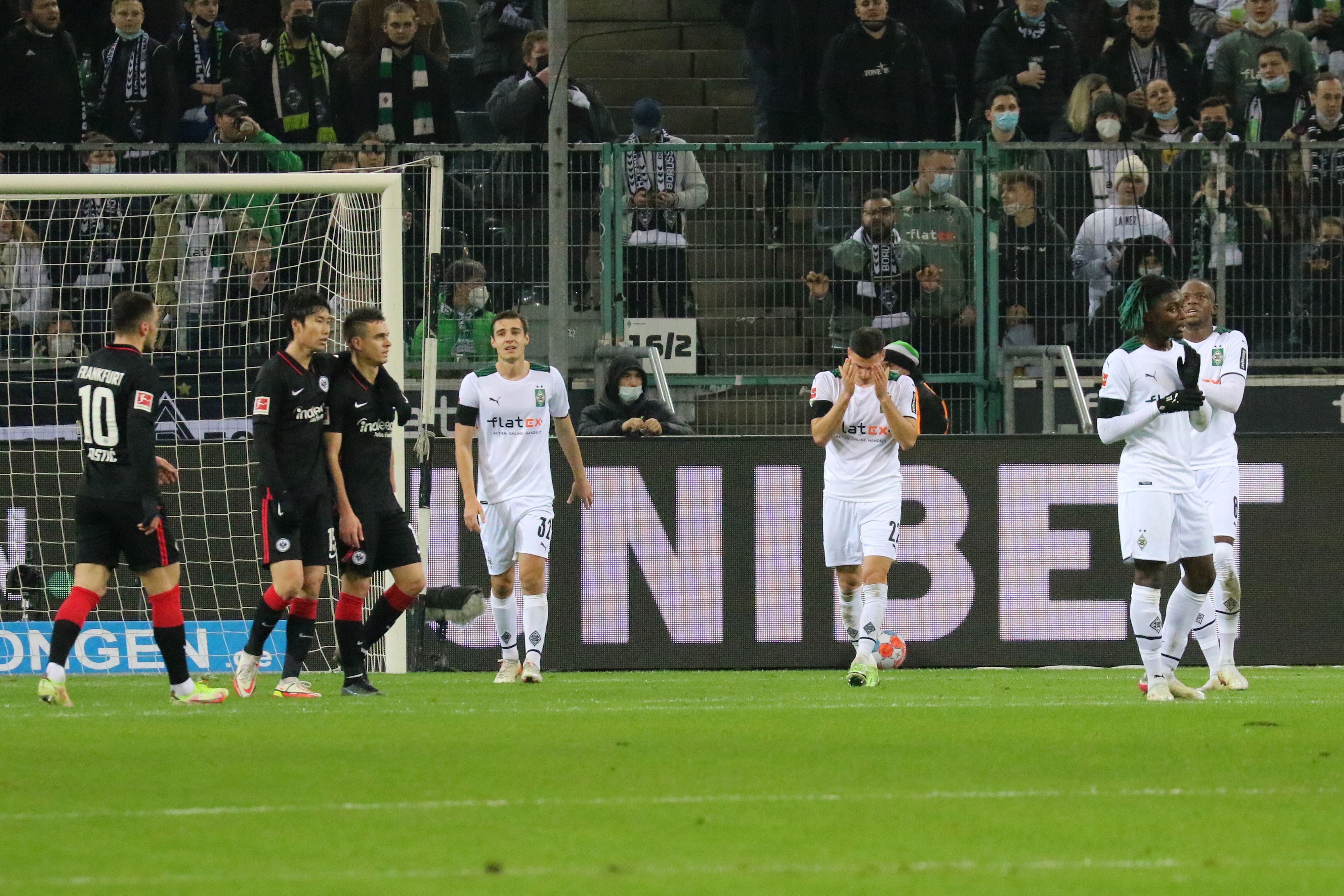 15.12.2021, Mönchengladbach, GER, Fussball, Herren, BL, Saison 2021/2022, Borussia Moenchengladbach

BL Bor. Mönchengladbach vs. Eintracht Frankfurt