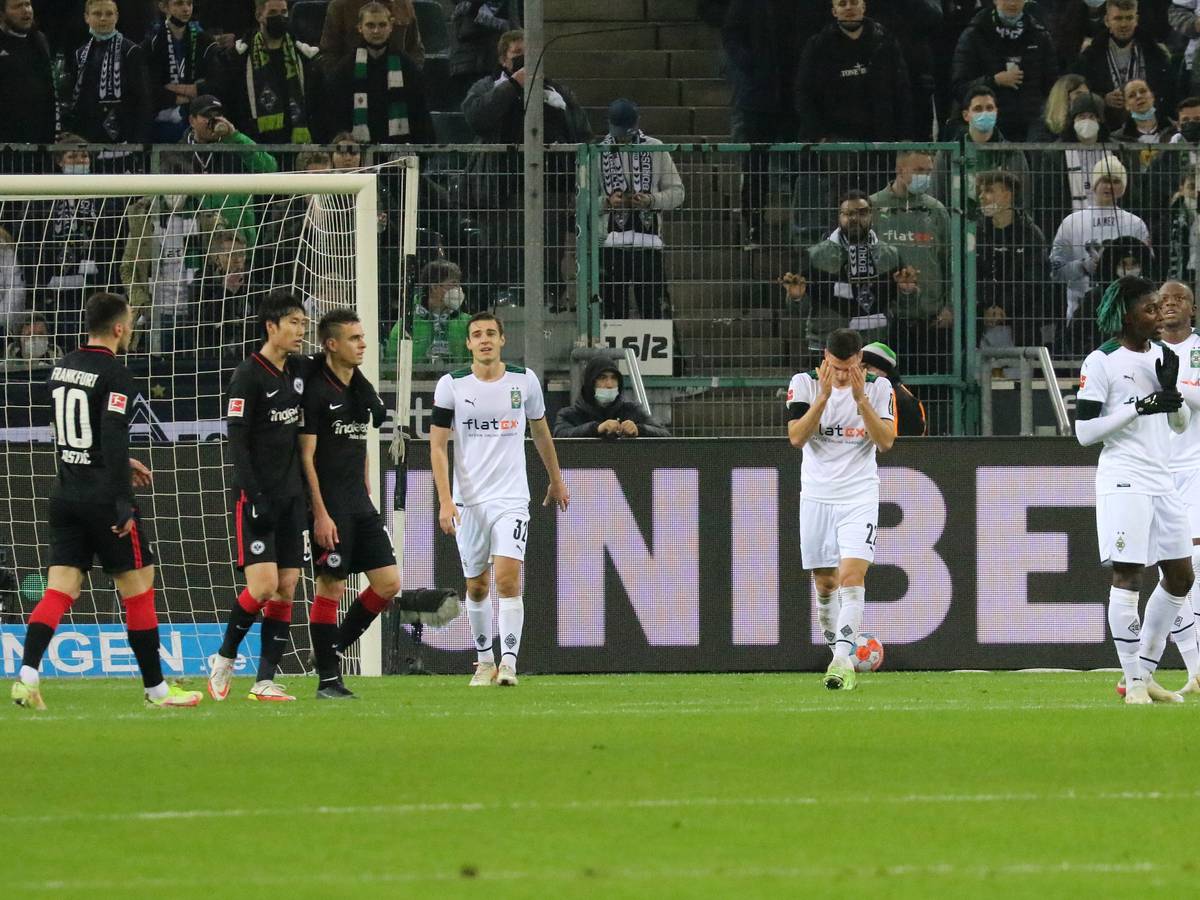15.12.2021, Mönchengladbach, GER, Fussball, Herren, BL, Saison 2021/2022, Borussia Moenchengladbach
BL Bor. Mönchengladbach vs. Eintracht Frankfurt
