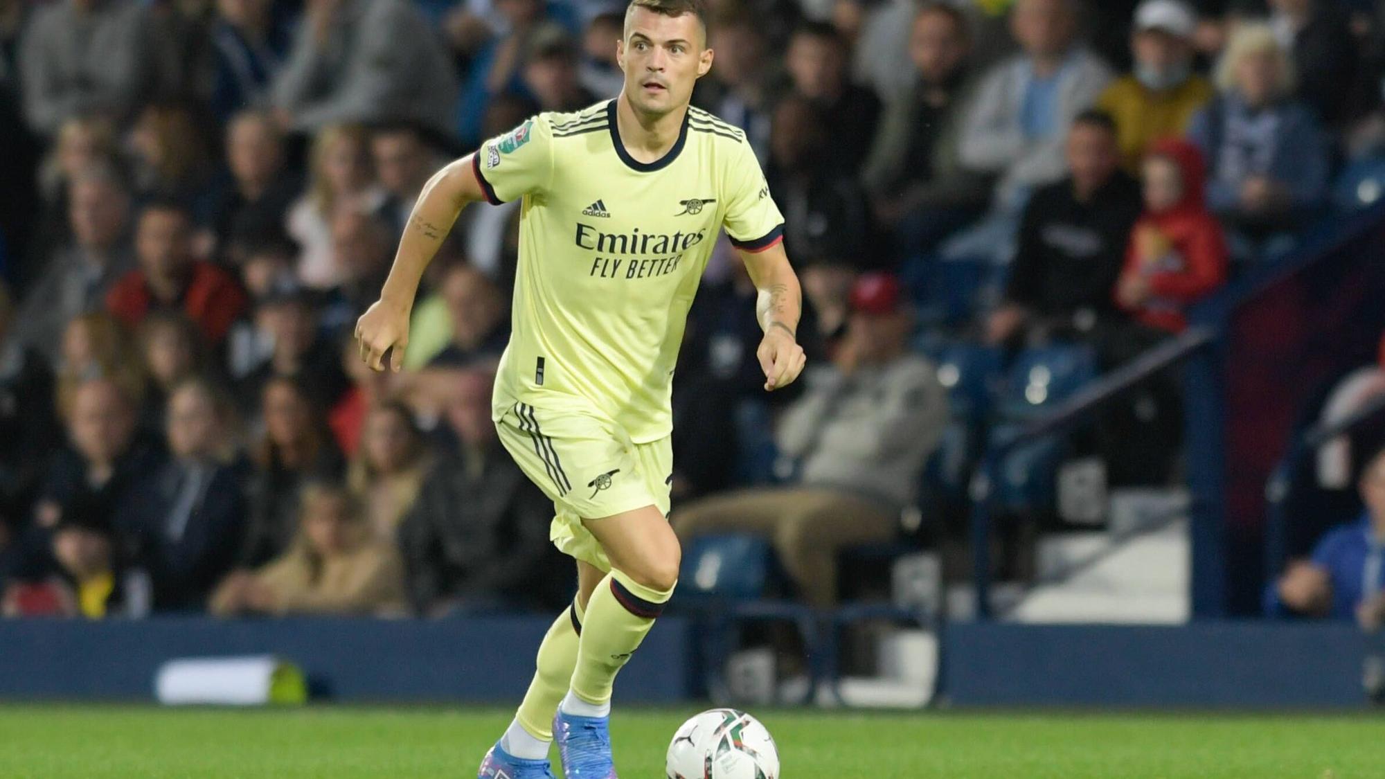 Carabao Cup West Bromwich Albion v Arsenal Granit Xhaka 34 of Arsenal runs with the ball West Bromwich The Hawthorns West Midlands United Kingdom Copyright: xSimonxWhitehead/NewsxImagesxSimonxWhitehead/NewsxImagesx