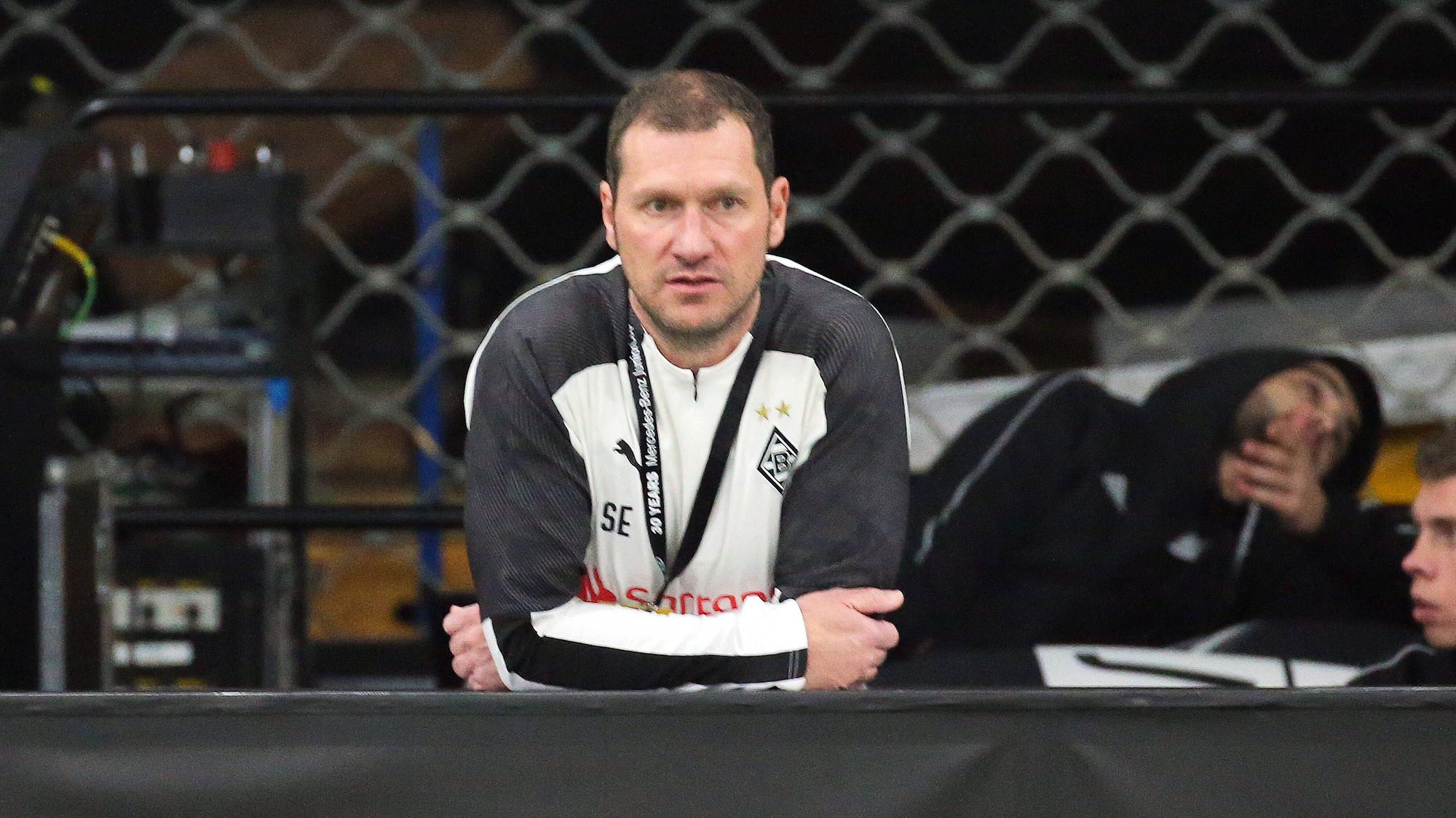 Borussias U19-Trainer Sascha Eickel am 4. Januar 2020 beim 30. Mercedes-Benz JuniorCup in Sindelfingen.