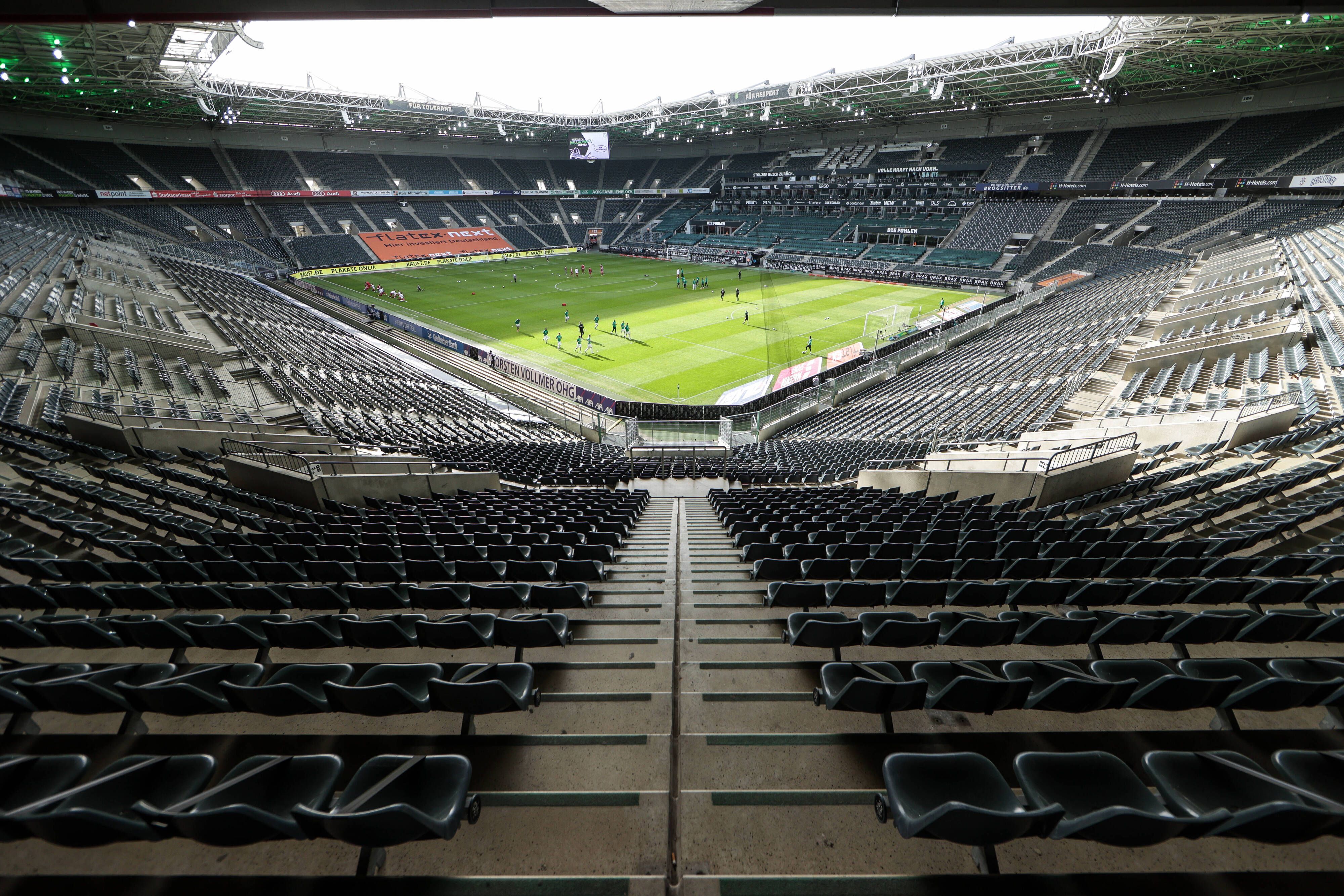 Der Borussia-Park kurz vor dem Anpfiff des Bundesliga-Spiels zwischen Borussia Mönchengladbach und Mainz 05.