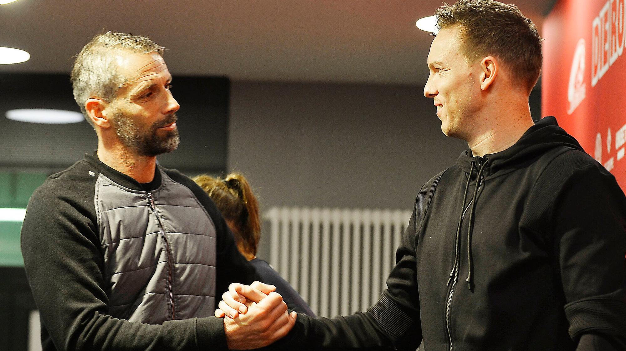 Zwei, die sich schätzen: VfL-Trainer Marco Rose (l.) und RB-Trainer Julian Nagelsmann (r.), beim Aufeinandertreffen ihrer Klubs am 1. Februar 2020.