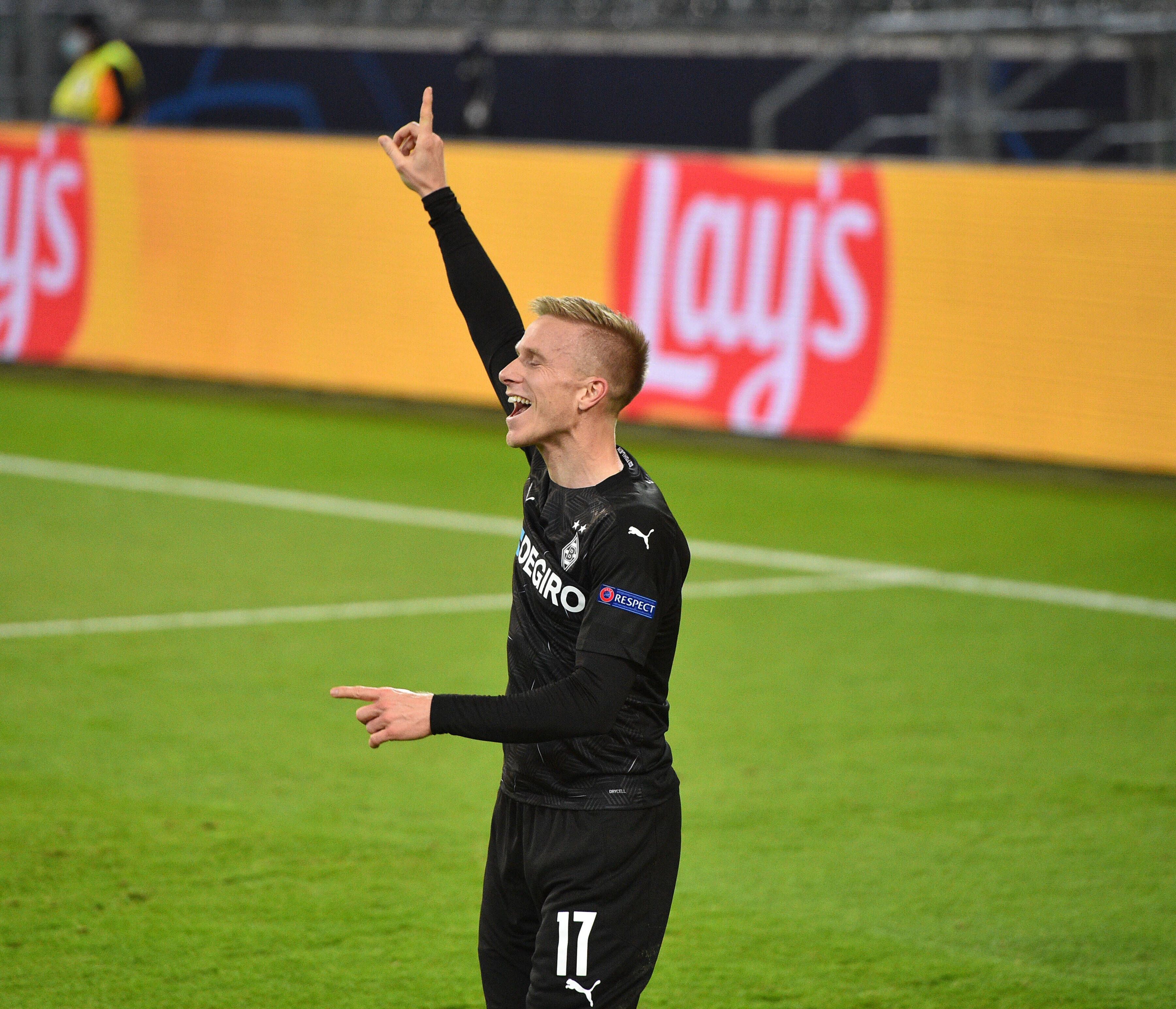 Oscar Wendt bejubelt sein Tor im Heimspiel gegen Schachtar Donezk in der Gruppenphase der Championsleague.