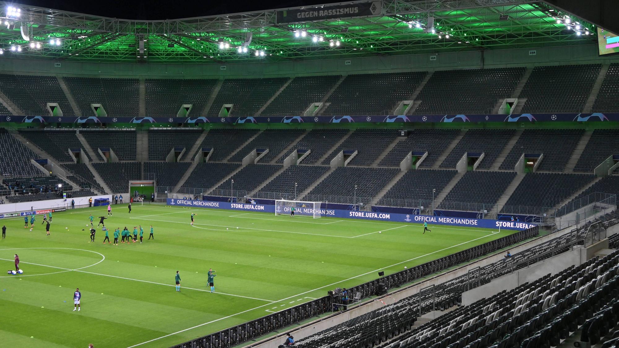 Der Gladbacher Borussia-Park vor dem Champions-League-Geisterspiel der Fohlen-Elf am 27. Oktober 2020 gegen Real Madrid.