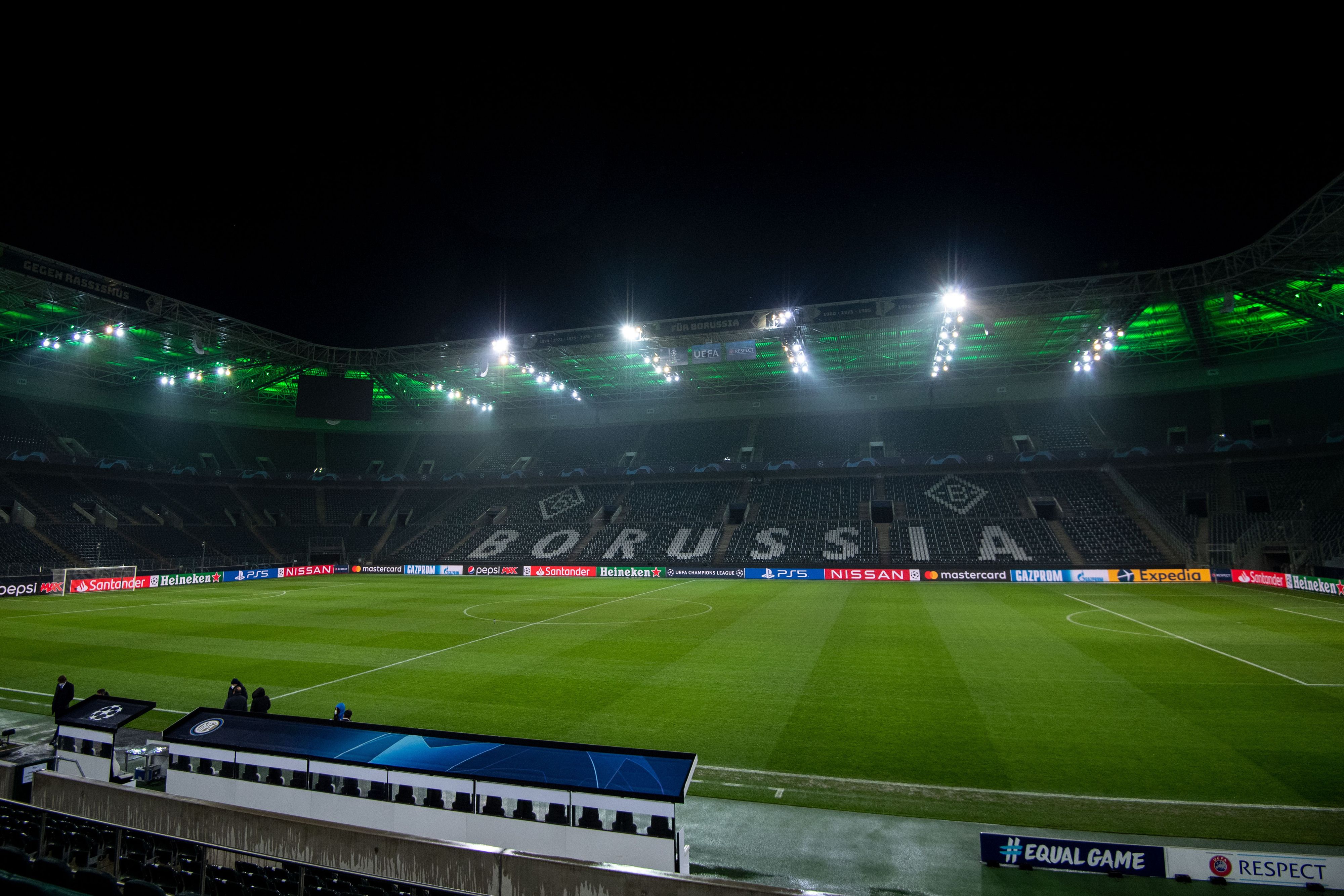 Der Gladbacher Borussia-Park vor dem Champions-League-Geisterspiel der Fohlen-Elf am 30.11.2020 gegen Inter Mailand.