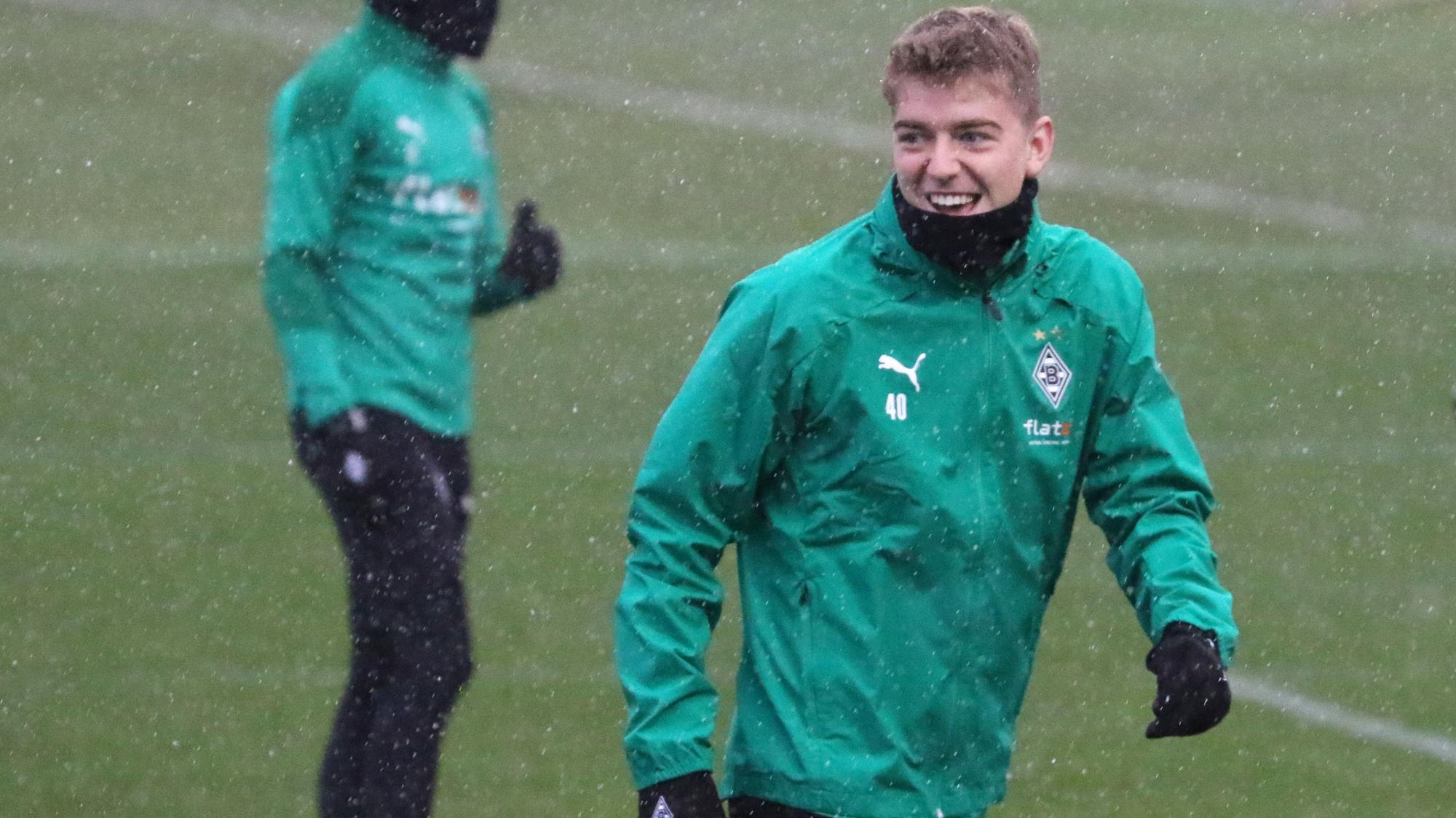 Andreas Poulsen bei einer Trainingseinheit der Fohlen am 5. Januar 2021 im Borussia-Park.