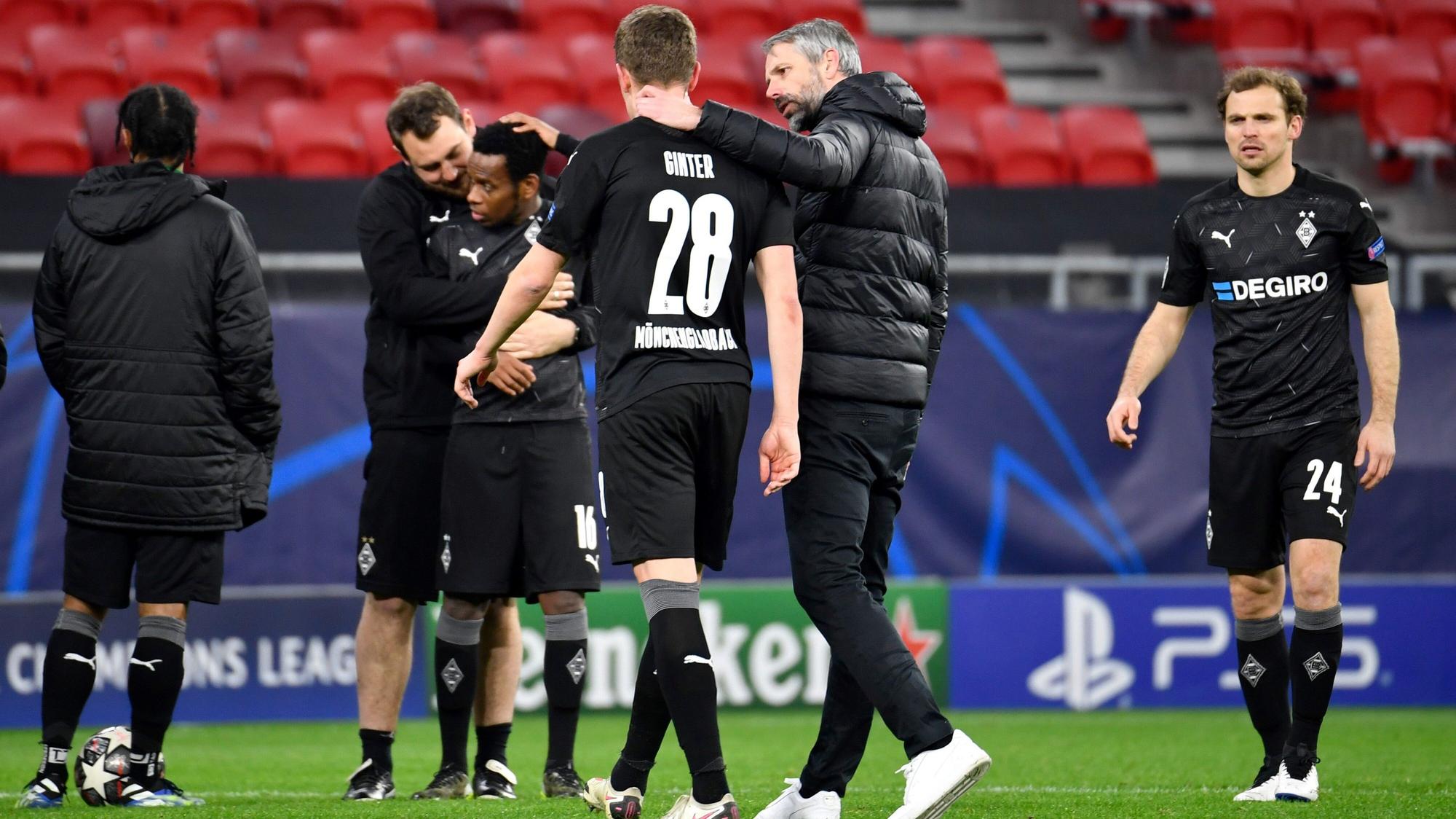 Hängende Köpfe bei Borussia: Das Team ist aus der Champions League ausgeschieden.
