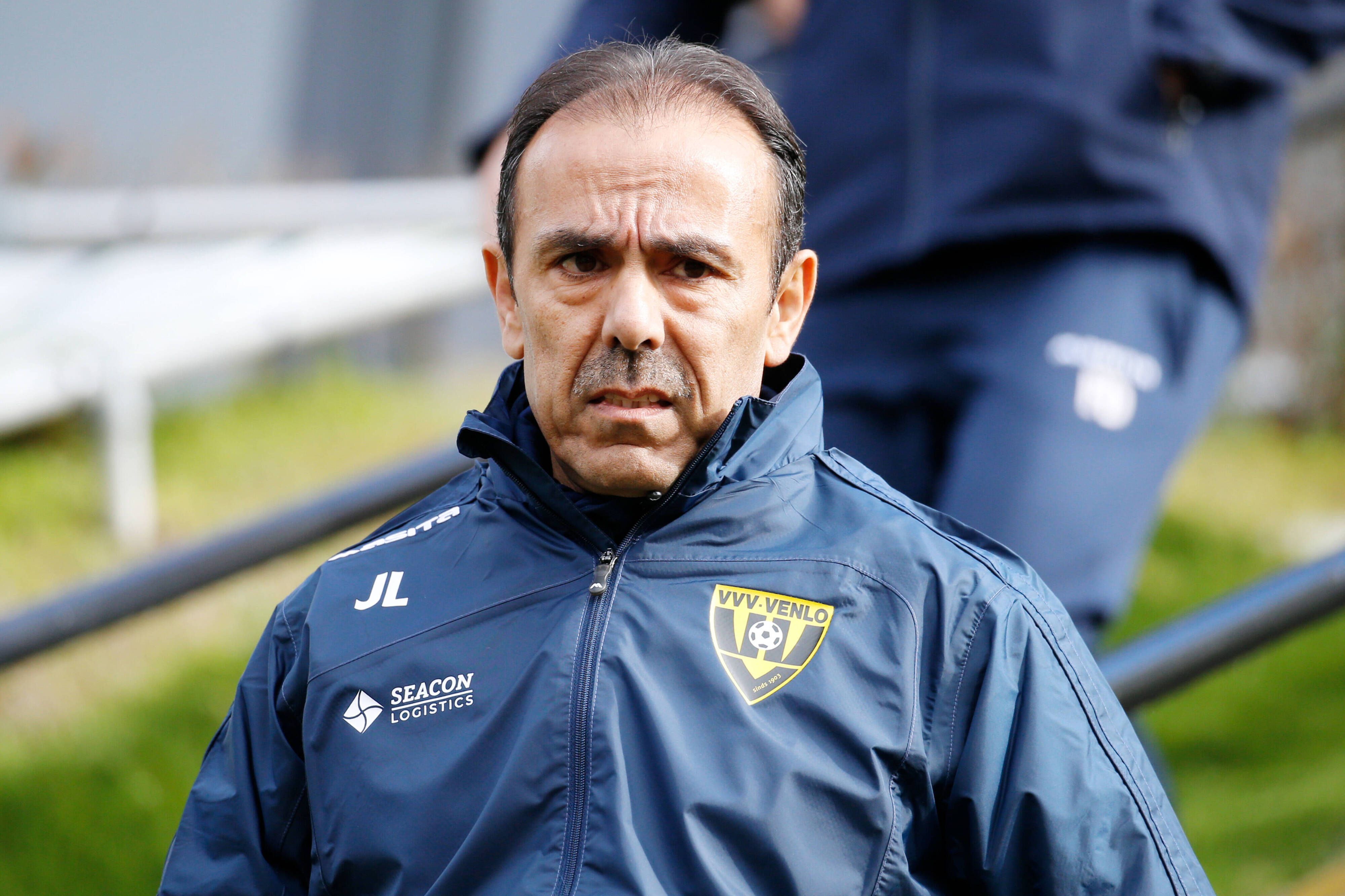 x-Gladbach Trainer Jos Luhukay bei seinem ersten Training mit dem neuen Klub VVV Venlo am 17. März 2021.