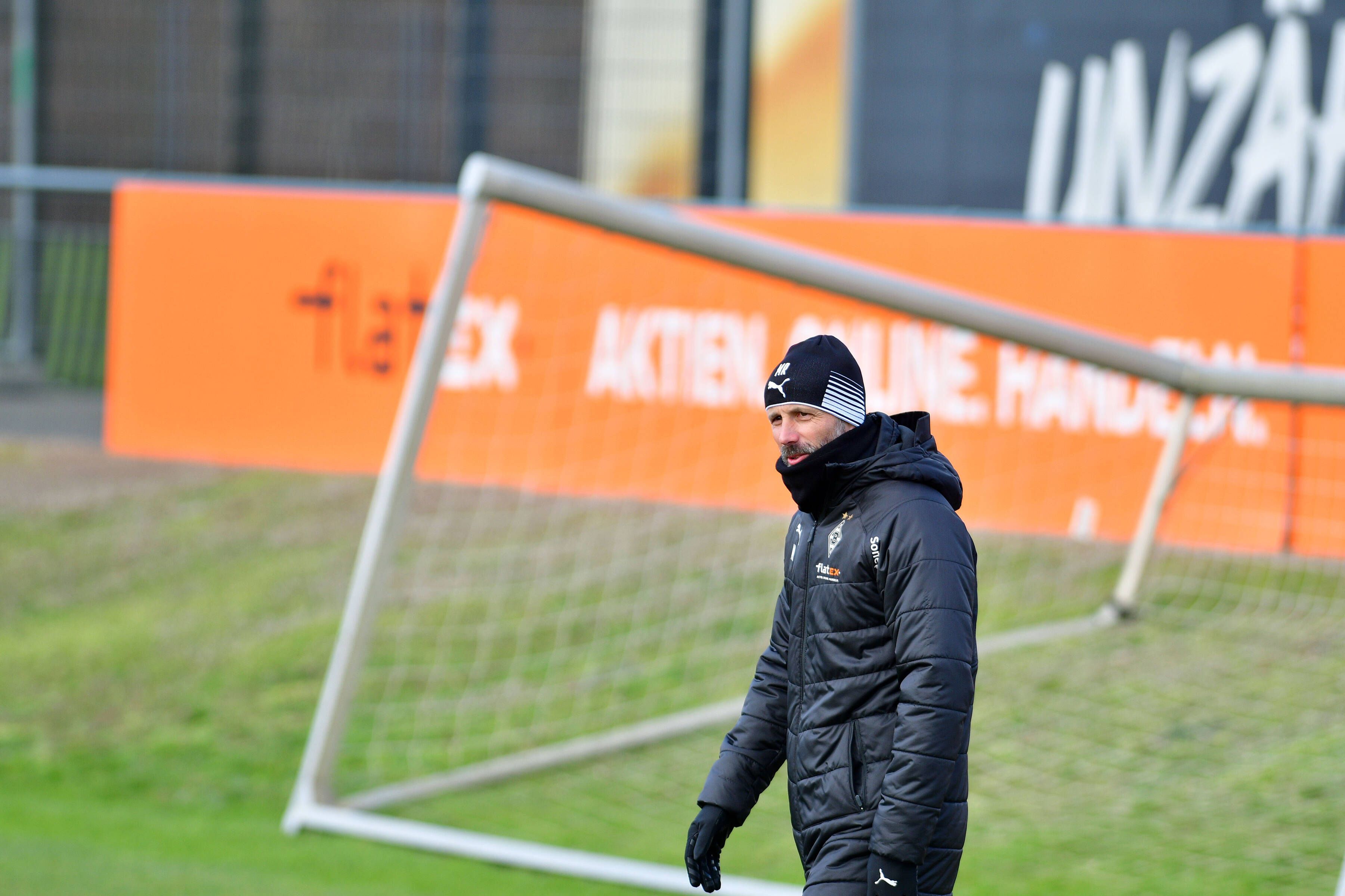 Gladbachs Trainer Marco Rose beim Training seiner Gladbacher auf dem Trainingsgelände am Borussia-Park am 15.03.2021.