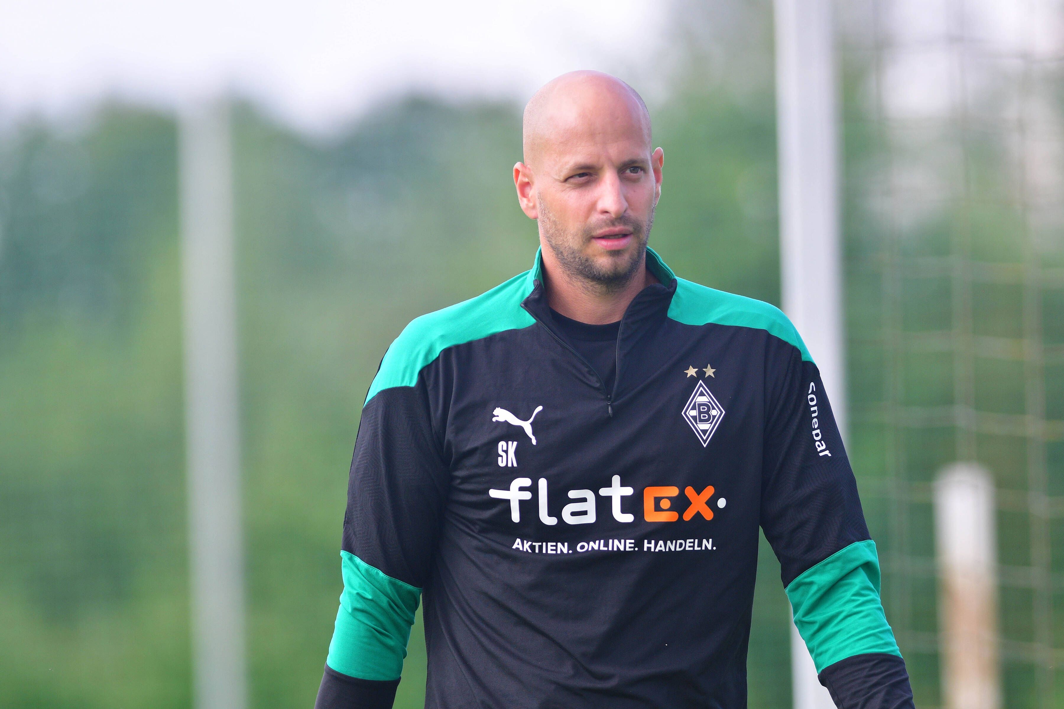 Gladbachs Torwarttrainer Steffen Krebs, hier zu sehen am 18. August 2020, im Trainingslager der Borussia in Harsewinkel.