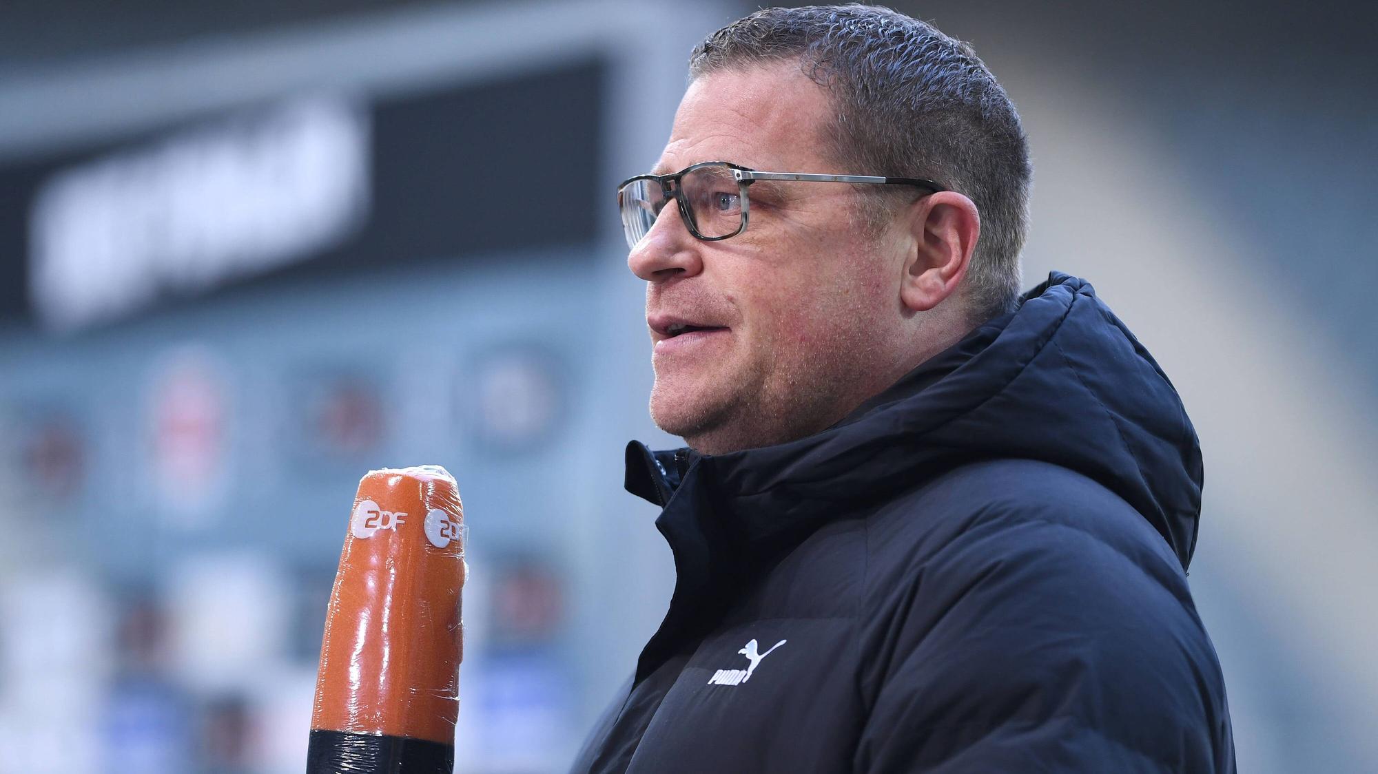 Gladbachs Manager Max Eberl im Interview beim Bundesligaspiel der Gladbacher gegen Bayer Leverkusen am 6. März 2021 im Borussia-Park.
