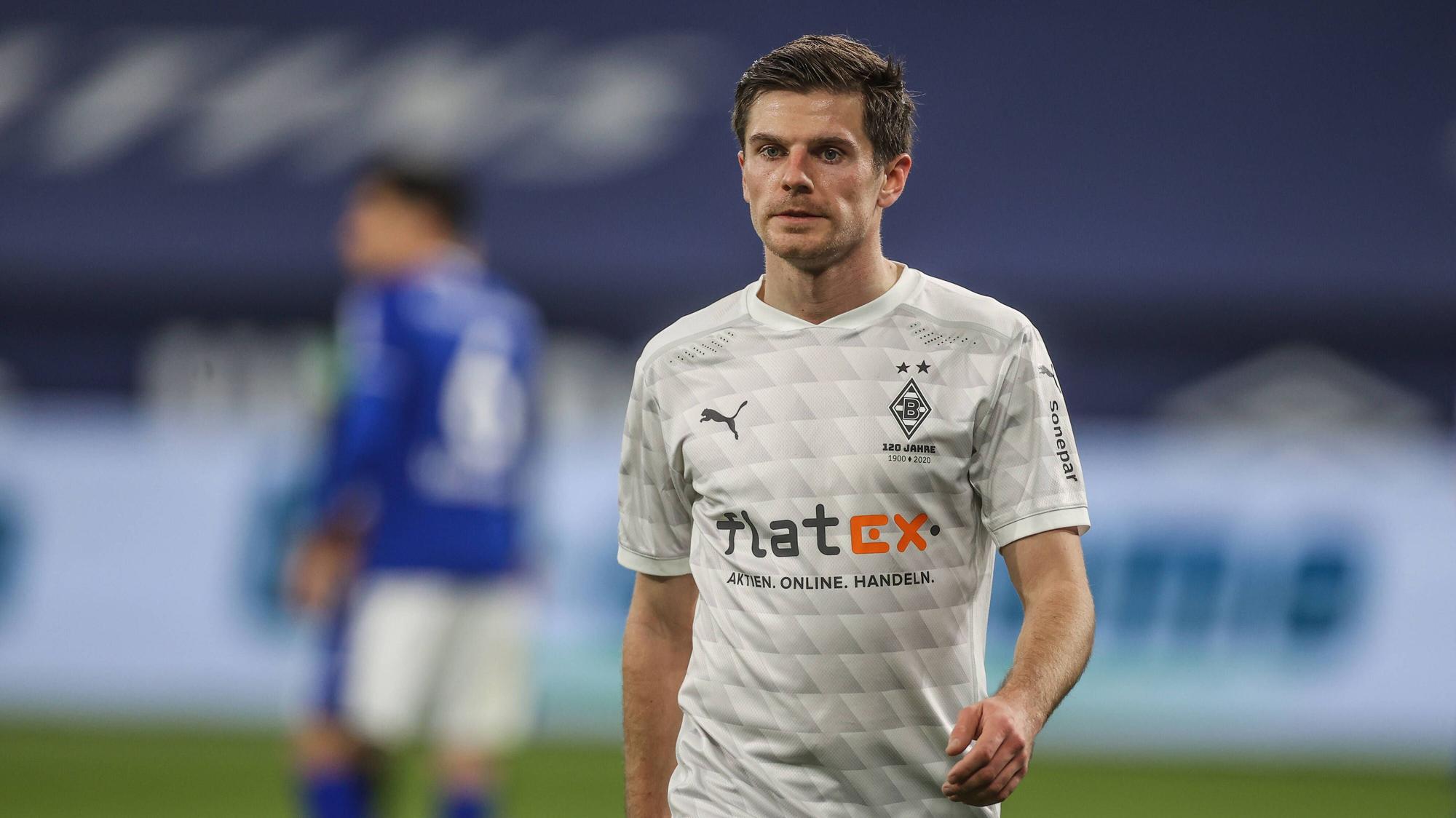 Gladbachs Jonas Hofmann im Bundesligaspiel der Gladbacher beim FC Schalke 04 am 20. März 2021.