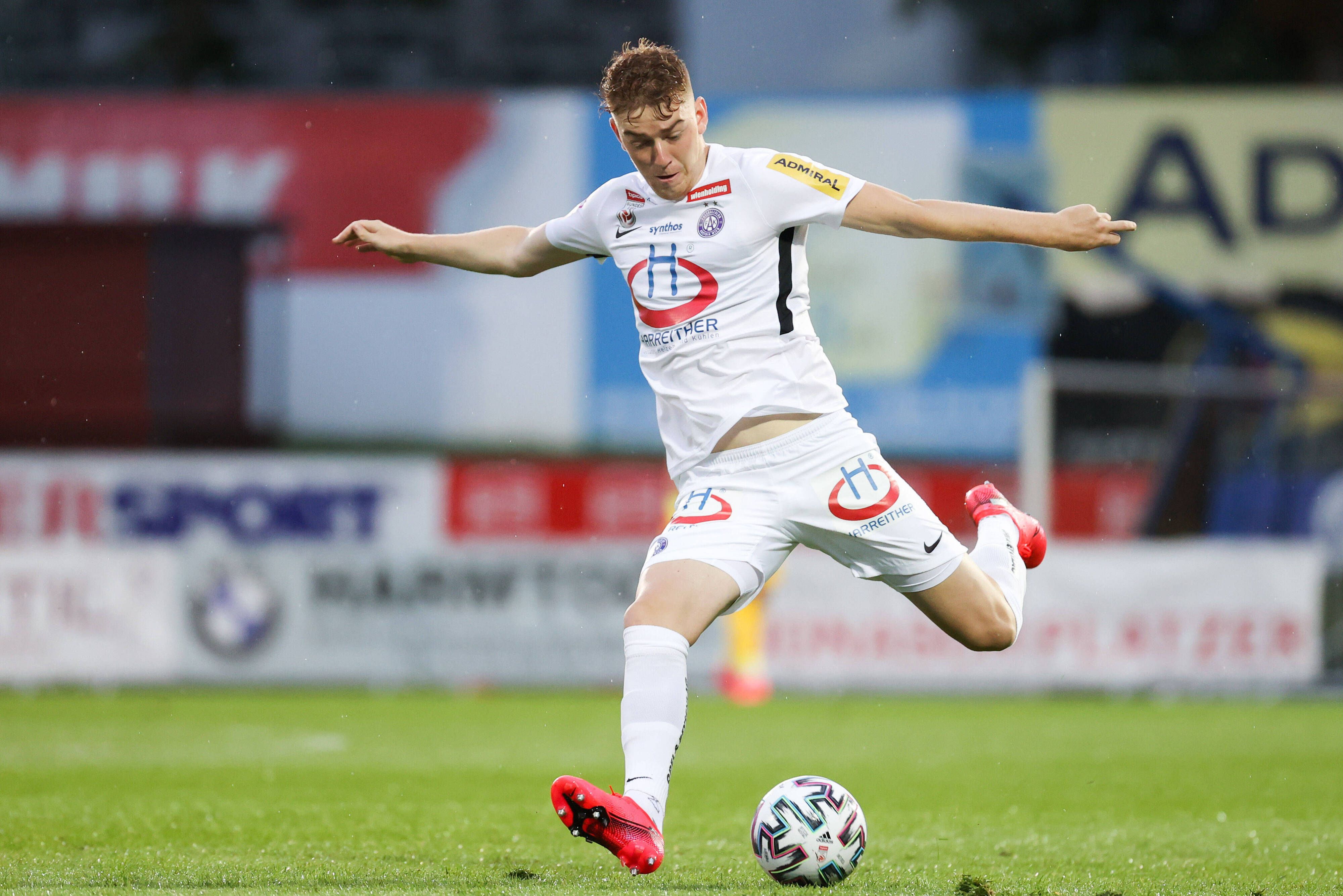 Gladbachs Leihgabe Andreas Poulsen im Spiel seines Teams Austria Wien gegen Hartberg am 15. Juli 2020.