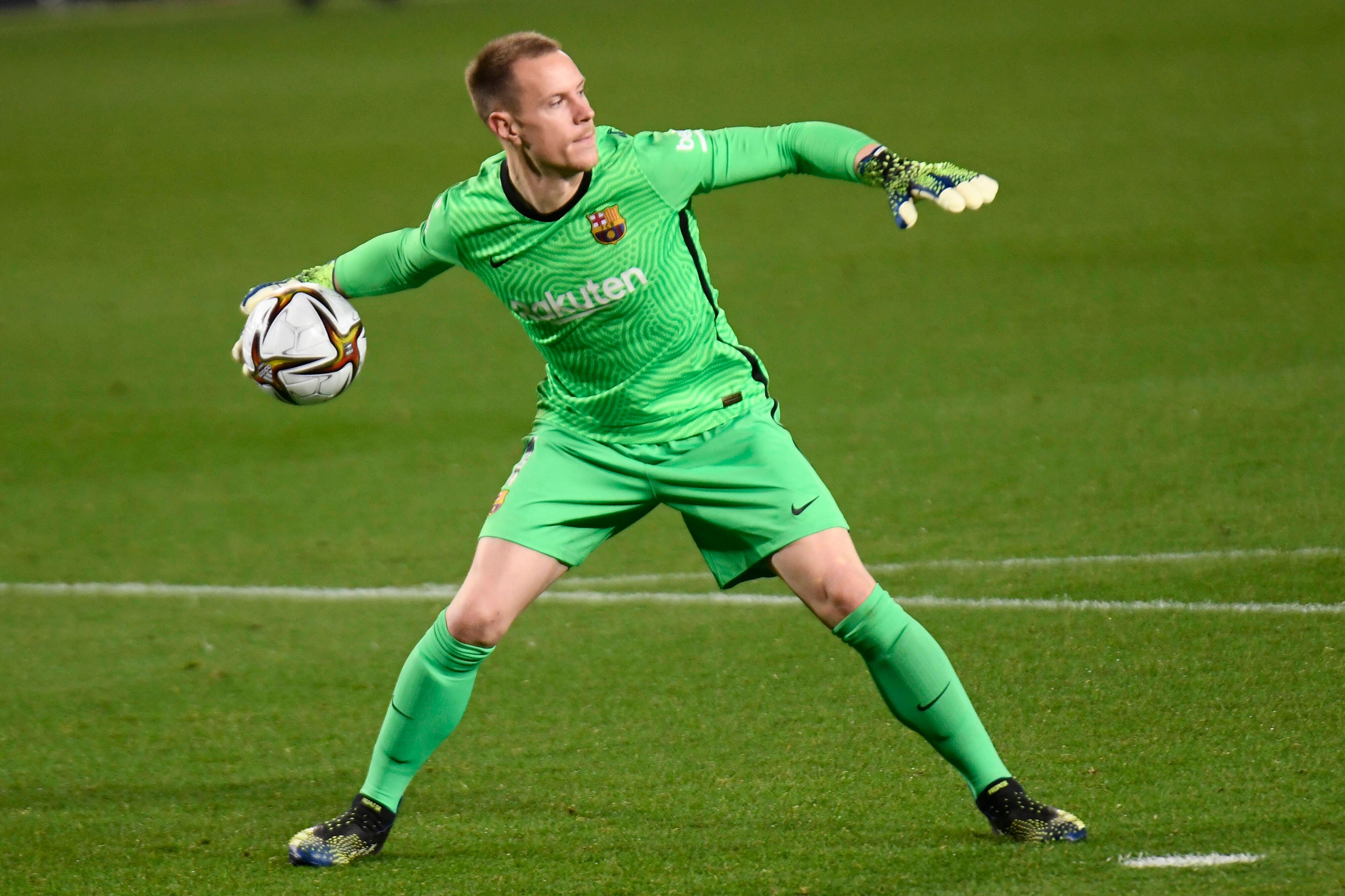 Der gebürtige Gladbacher Marc-André ter Stegen, hier zu sehen am 3. März 2021, im Trikot des FC Barcelona.