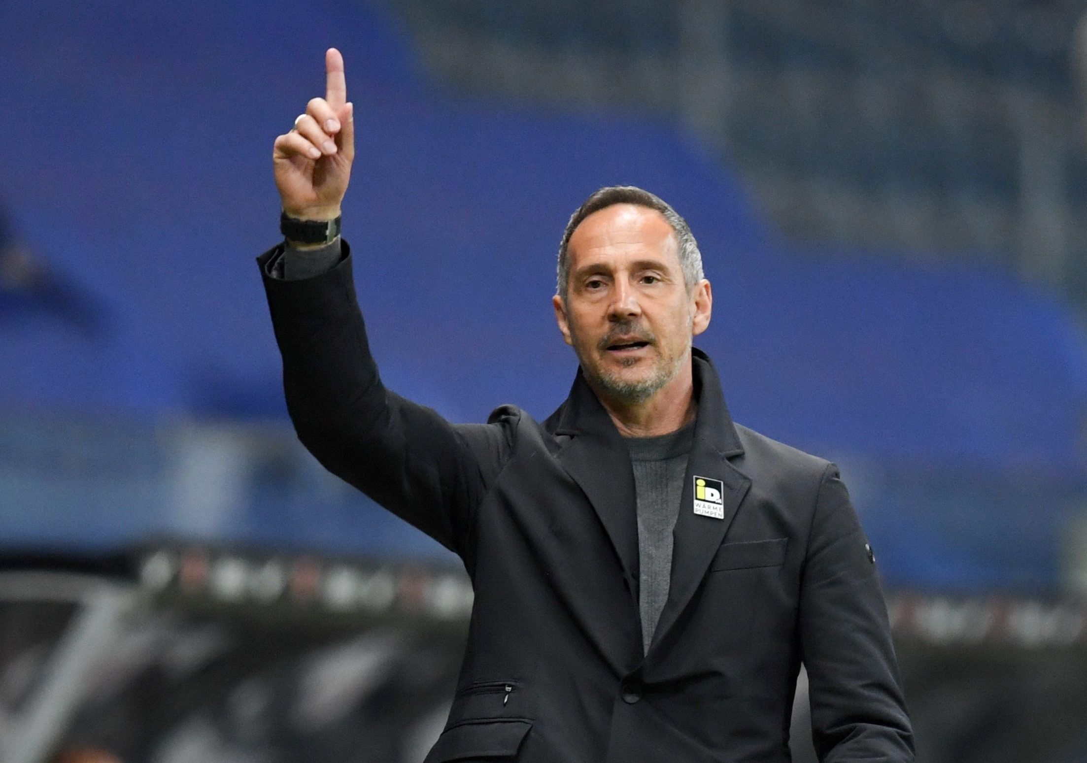 Adi Hütter, hier beim Bundesliga-Spiel gegen den FC Augsburg am 20. April 2021, muss nun für vier Monate auf seine Fahrerlaubnis verzichten.