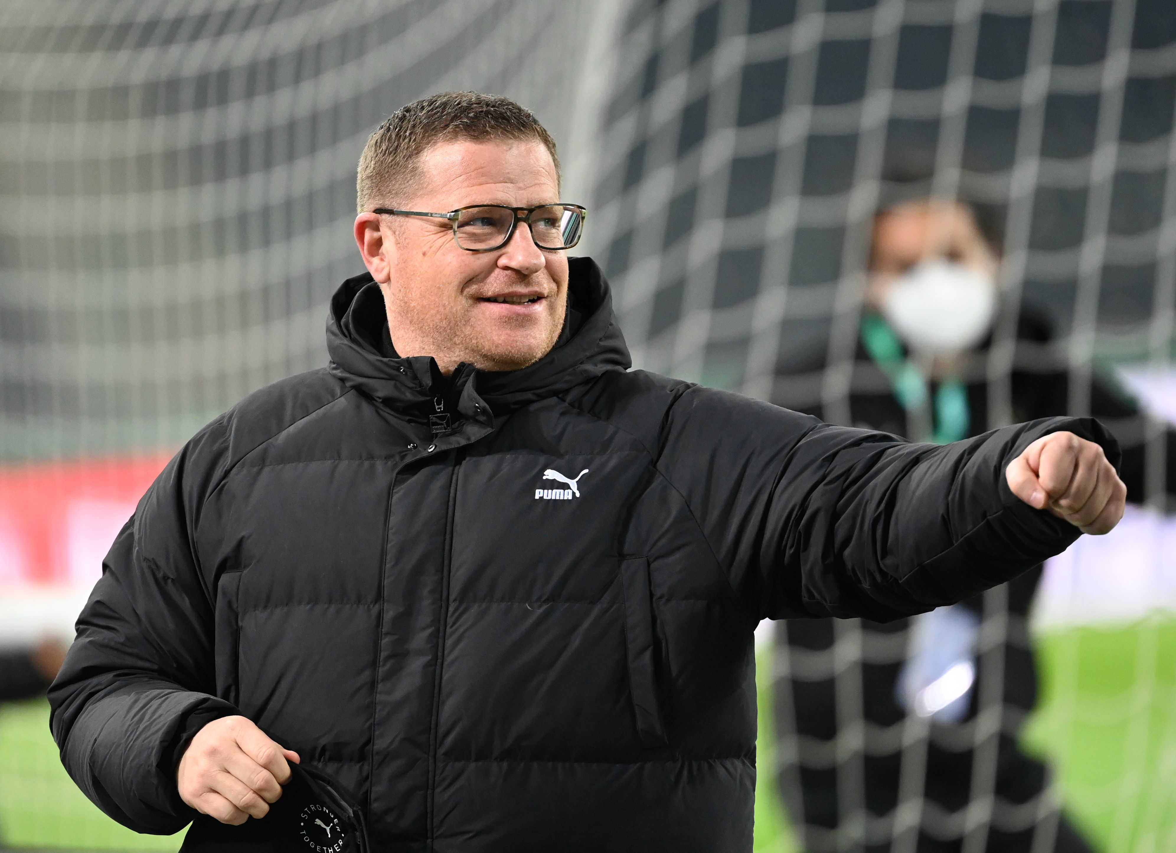 Gladbachs Sportdirektor Max Eberl beim DFB-Pokal-Spiel gegen Borussia Dortmund am 2. März 2021 im Borussia-Park.