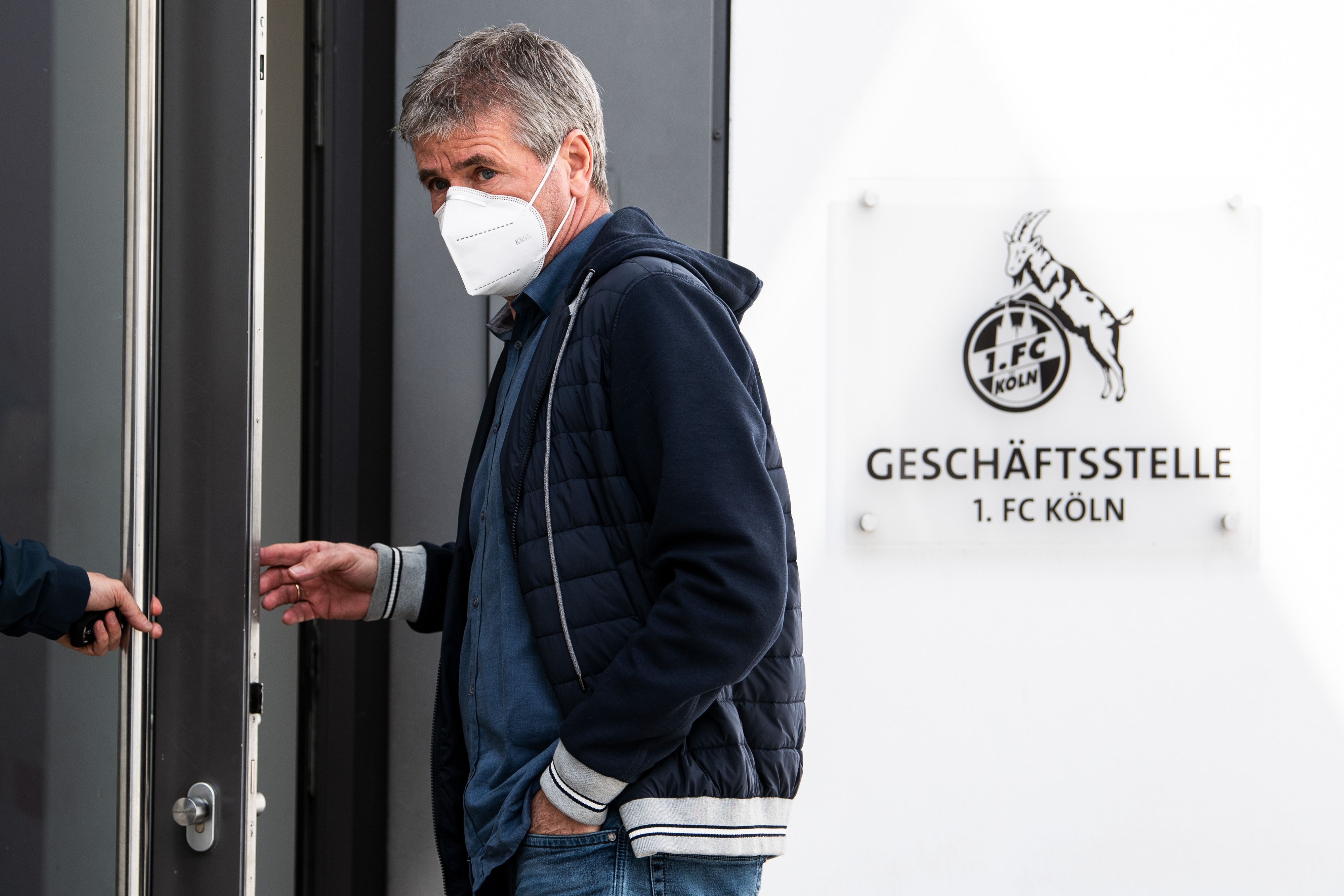 FC-Trainer Friedhelm Funkel kommt zum Geißbockheim.