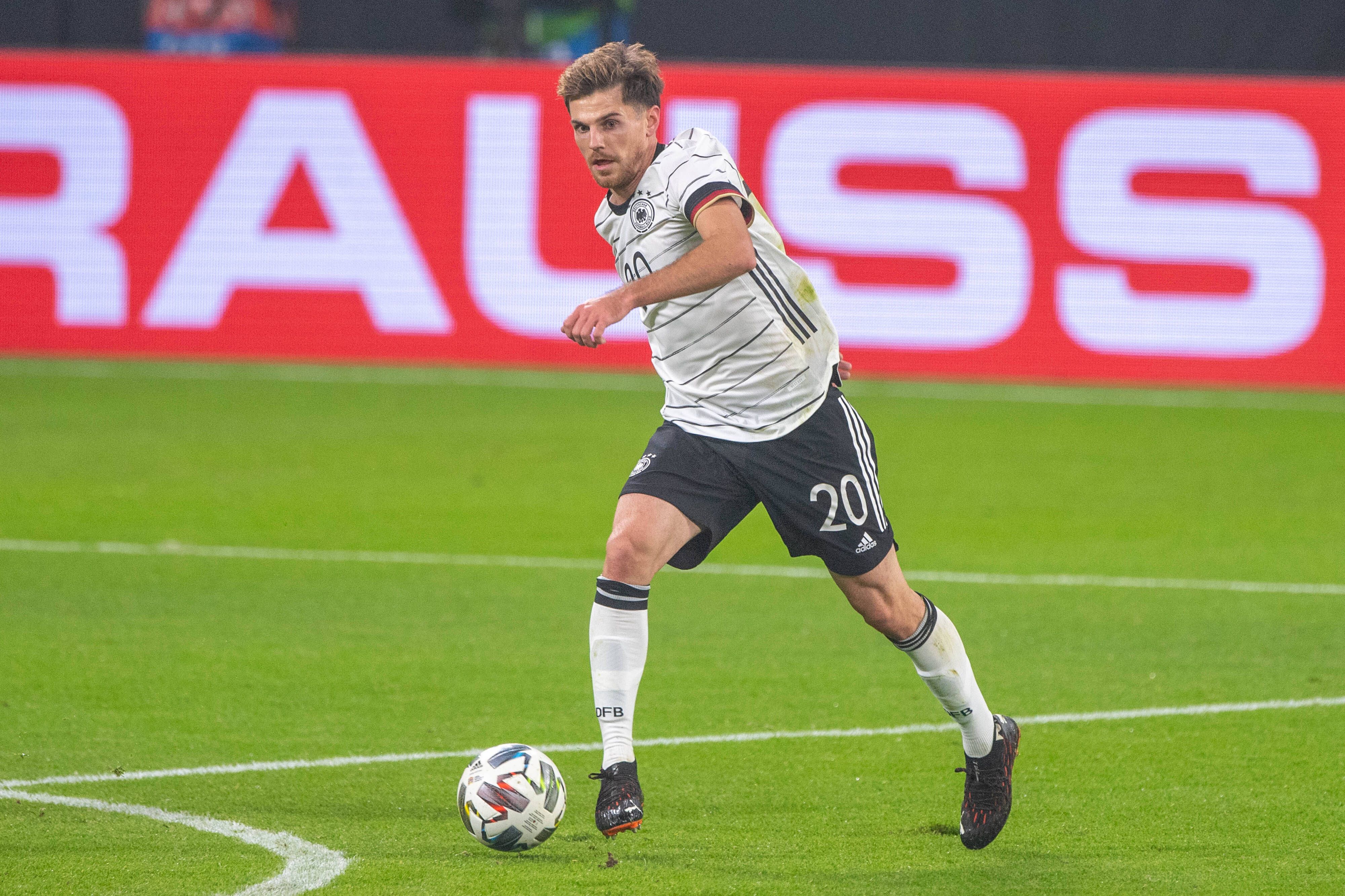 Gladbachs Jonas Hofmann, hier zu sehen am 11. November 2020 im Länderspiel gegen Tschechien, zählt sicherlich zu den Überraschungsnominierungen im EM-Kader von Bundestrainer Joachim Löw.