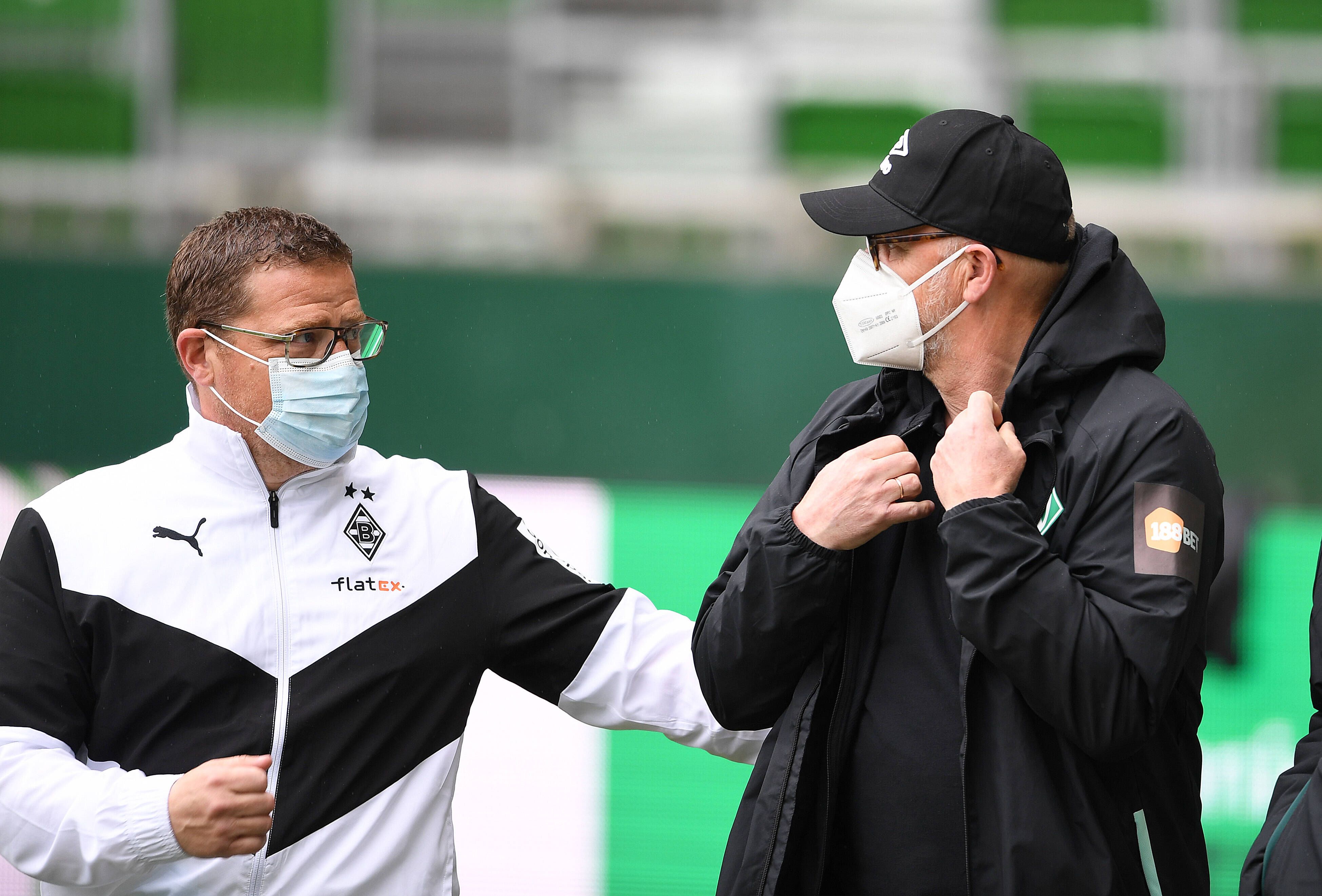 Absteiger unter sich: Gladbach-Manager Max Eberl (l.) ist mit seiner Borussia aus dem Reigen der Top-Klubs abgestiegen, die sich in der Bundesliga regelmäßig für Europa qualifizieren. Bremens Trainer-Legende Thomas Schaaf ist mit Werder aus der Bundesliga abgestiegen.