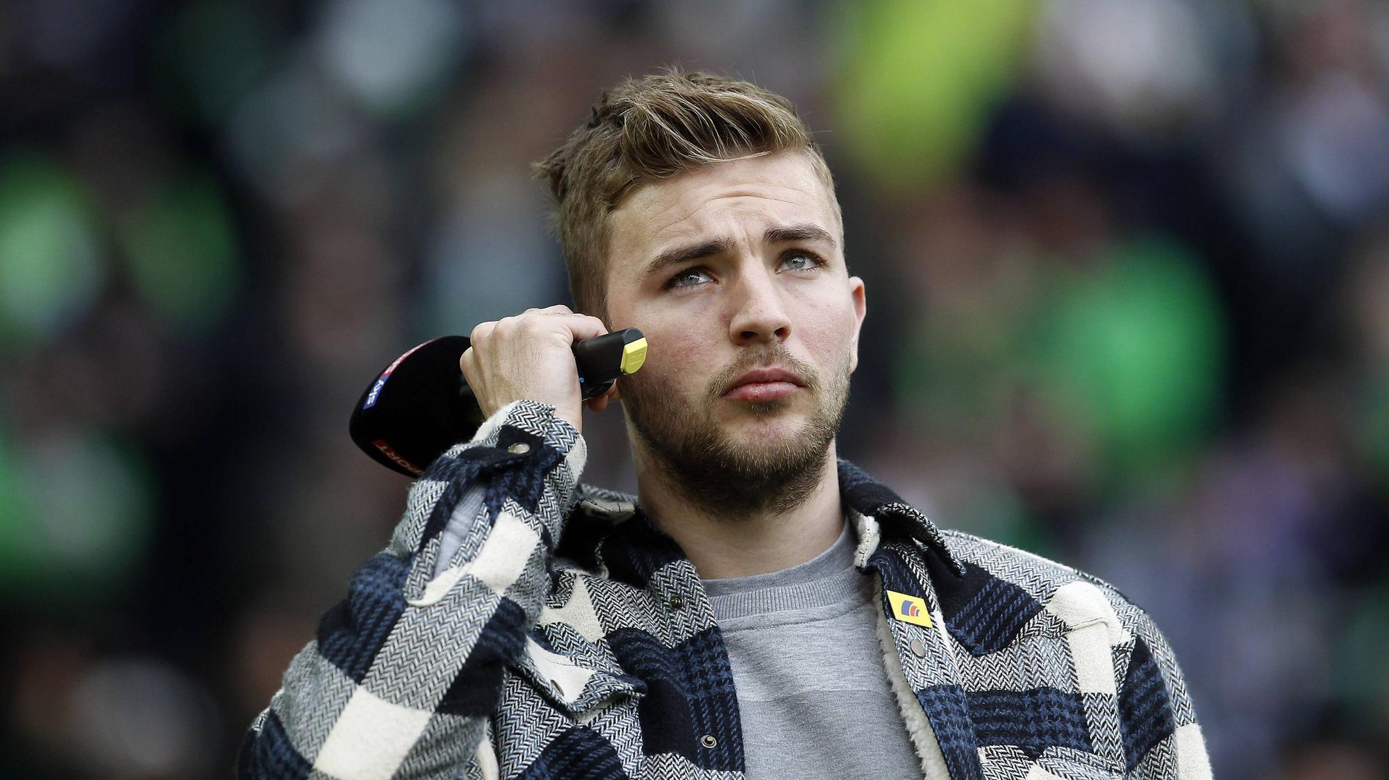 Mönchengladbach, Borussiapark, 19.03.17: Christoph Kramer (Gladbach) im Interview vor dem Spiel der 1. Bundesliga zwischen Borussia Mönchengladbach vs. FC Bayern München in der Saison 2016/2017.