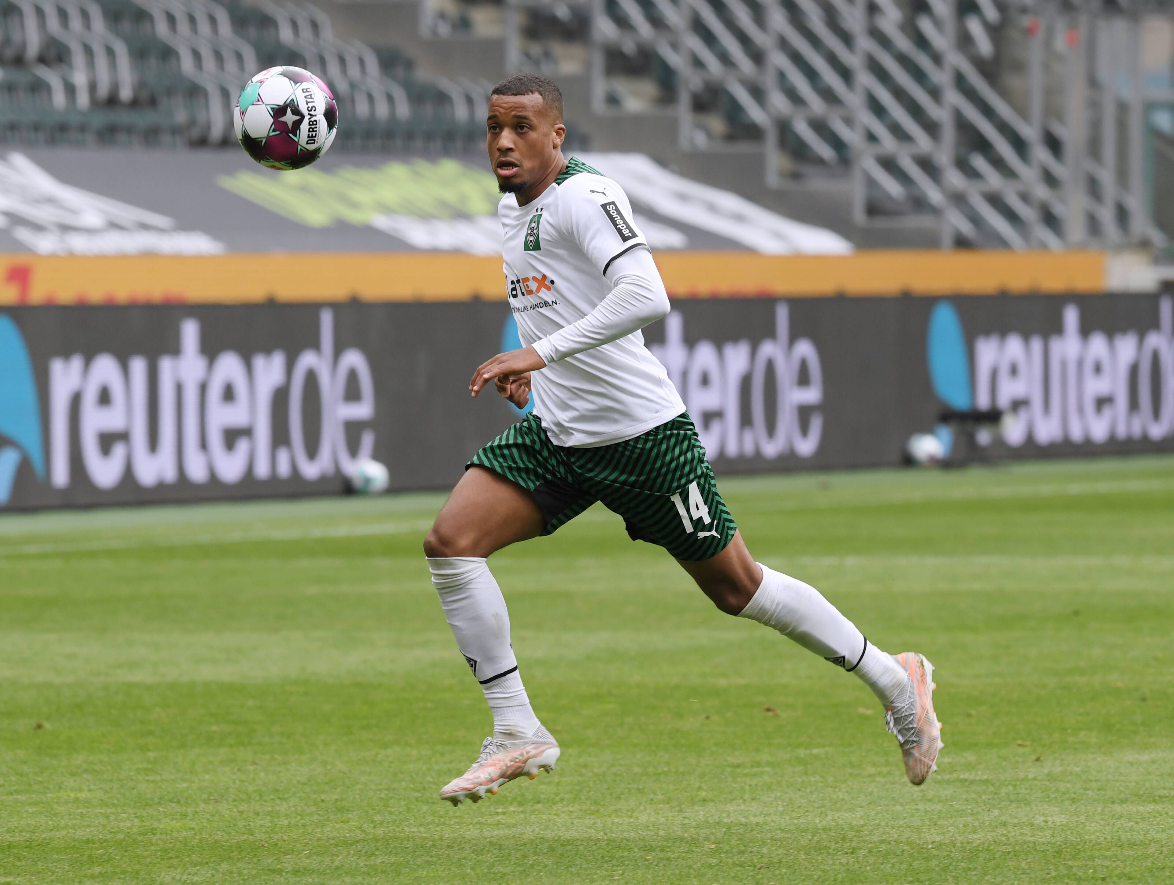 Stürmer Alassane Plea, auf diesem Foto am 15. Mai 2021 zu sehen, liebäugelt offenbar mit einem Abgang bei Borussia Mönchengladbach in diesem Sommer.