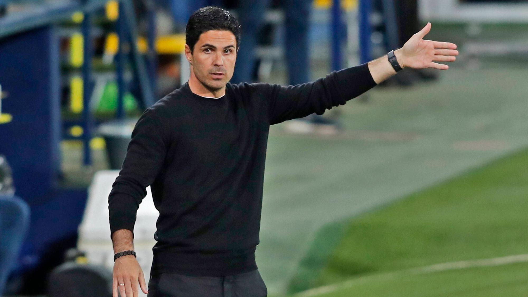 Arsenal-Coach Mikel Arteta beim Europa-League-Halbfinal-Hinspiel beim Villarreal CF am 29. April 2021 an der Seitenlinie.